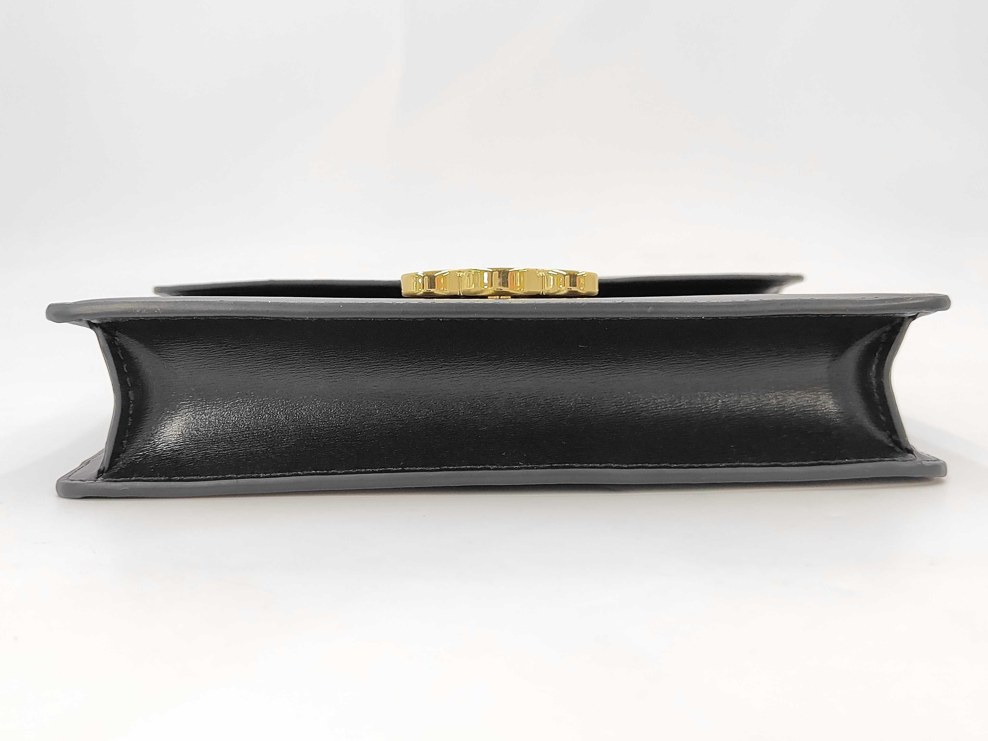 Triomphe Chain Shoulder Bag — view 3