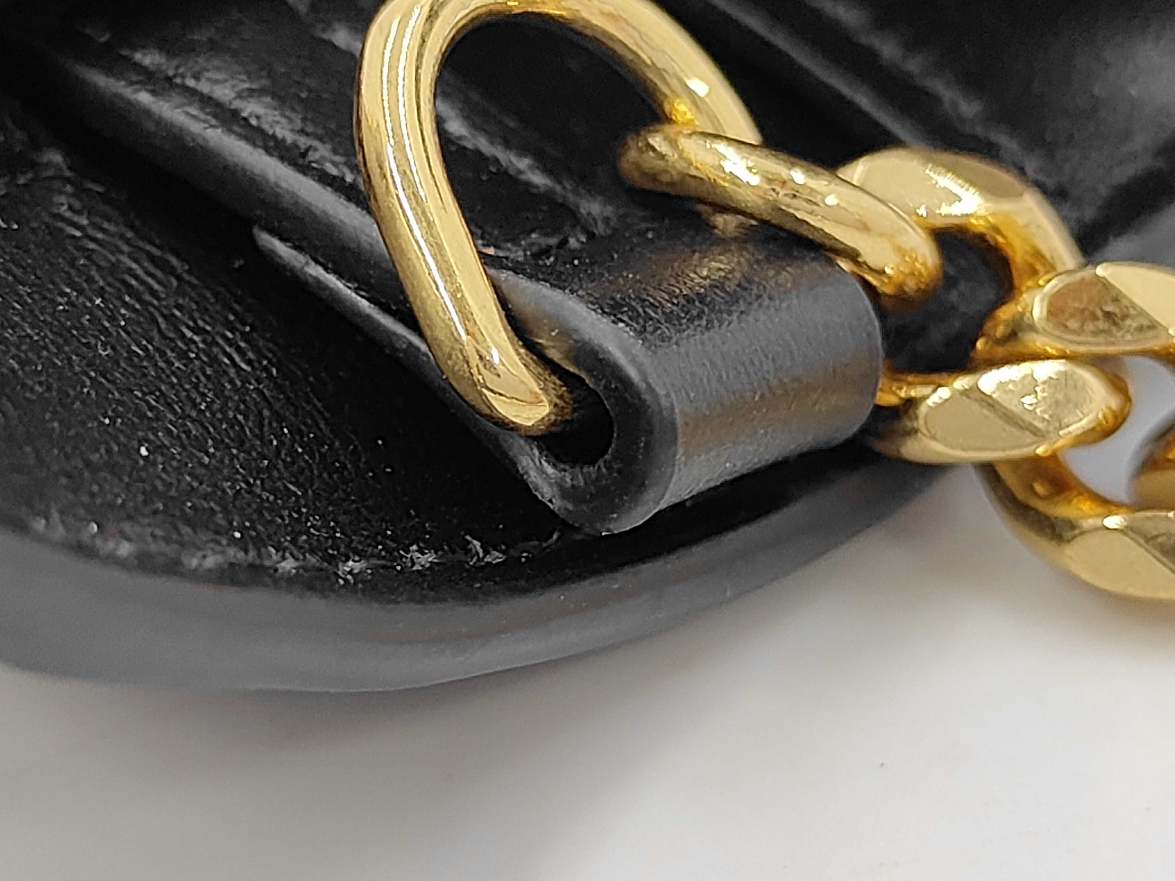 Triomphe Chain Shoulder Bag — view 9