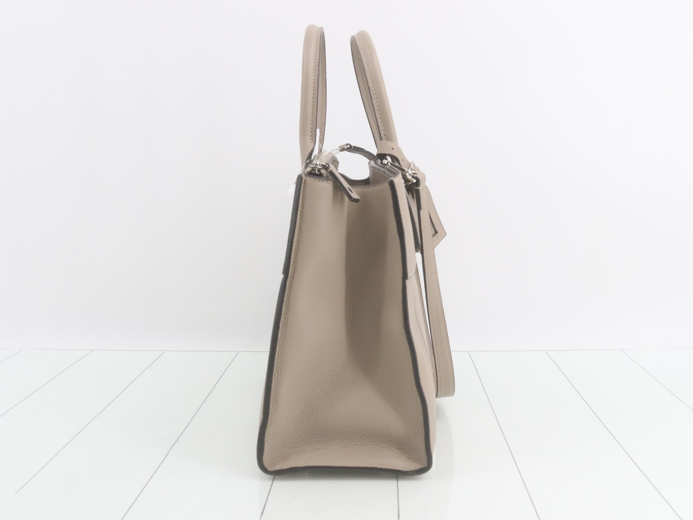 handbag — view 3