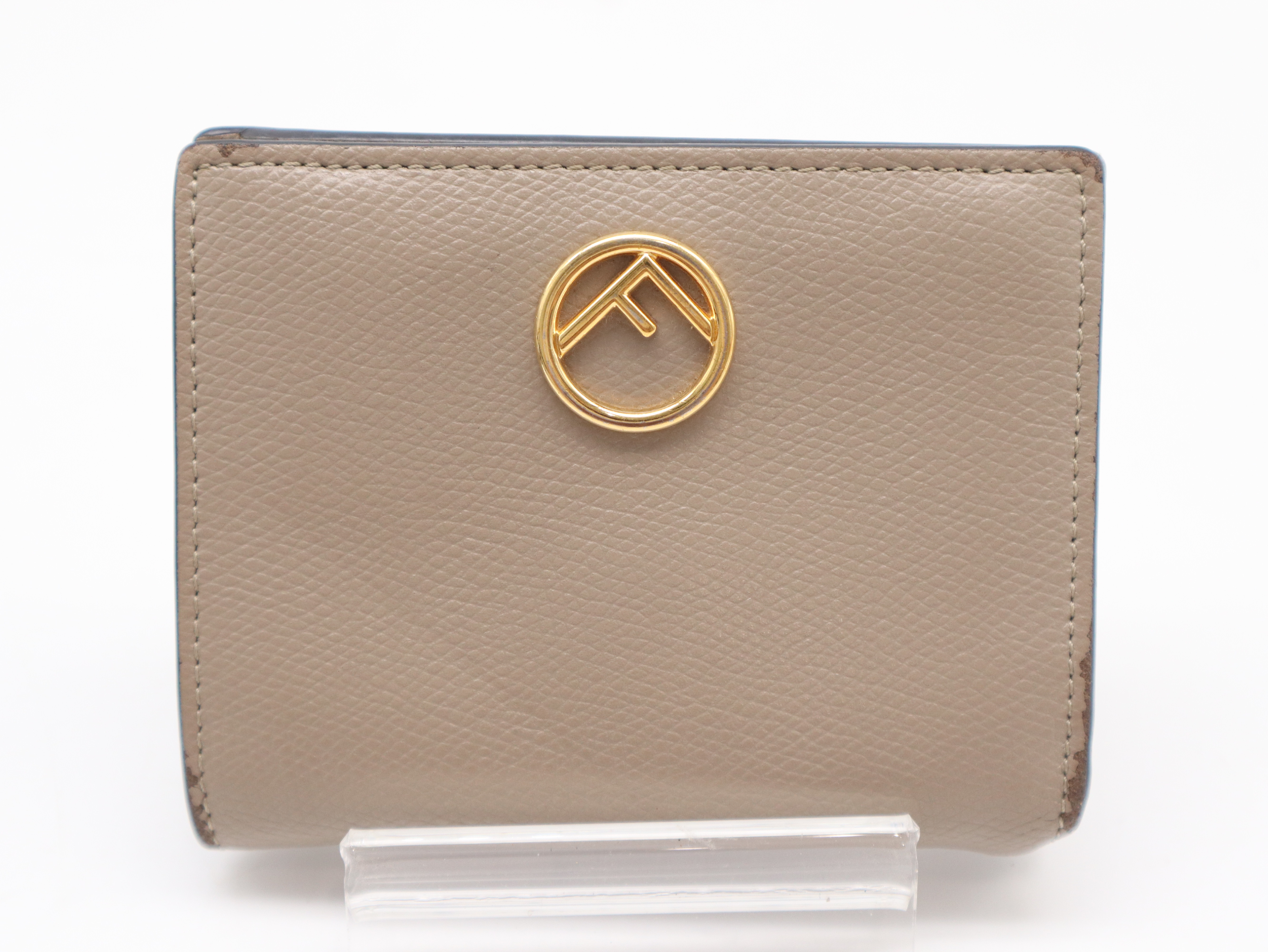 8M0387 Leather F-Is Bi-fold Wallet, Greige