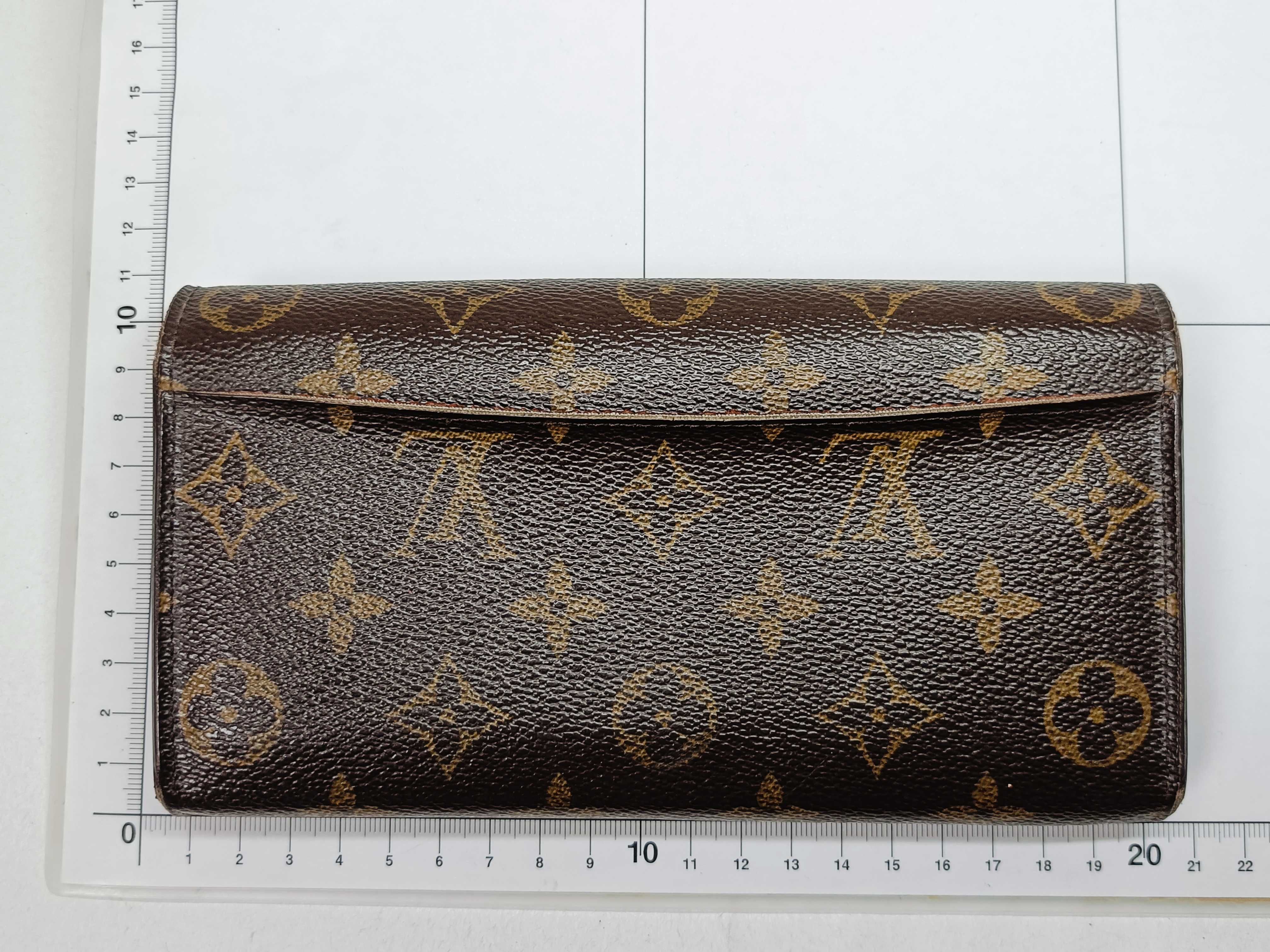 Monogram Portefeuille Sarah Wallet with Initials — view 2