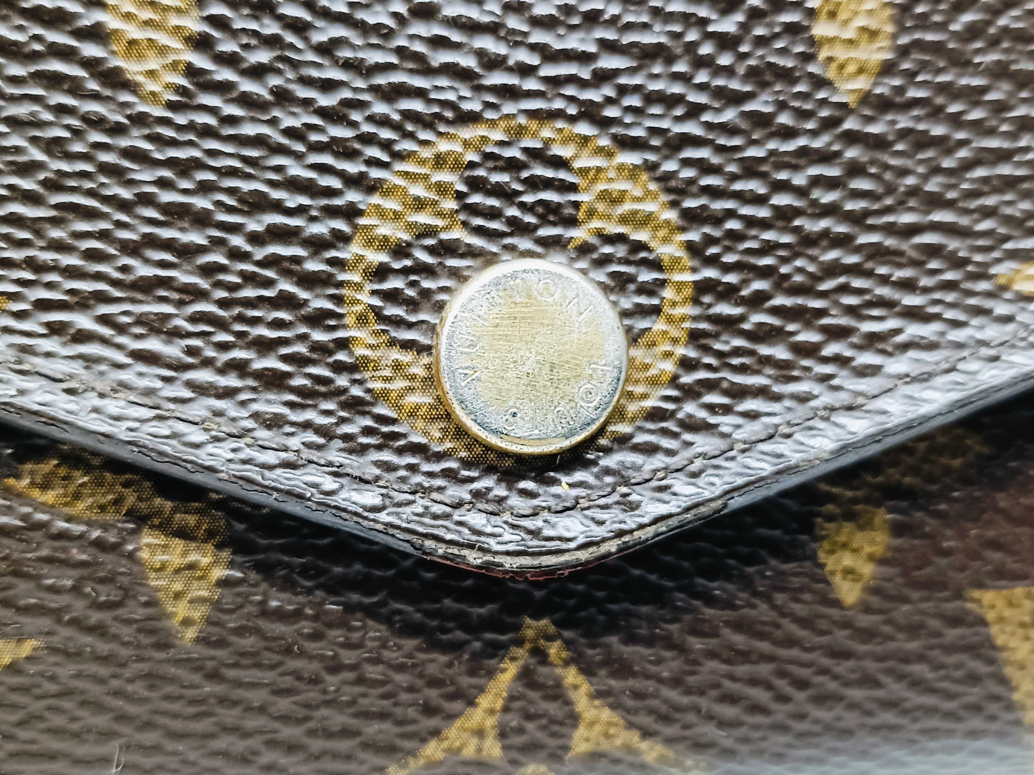 Monogram Portefeuille Sarah Wallet with Initials — view 7