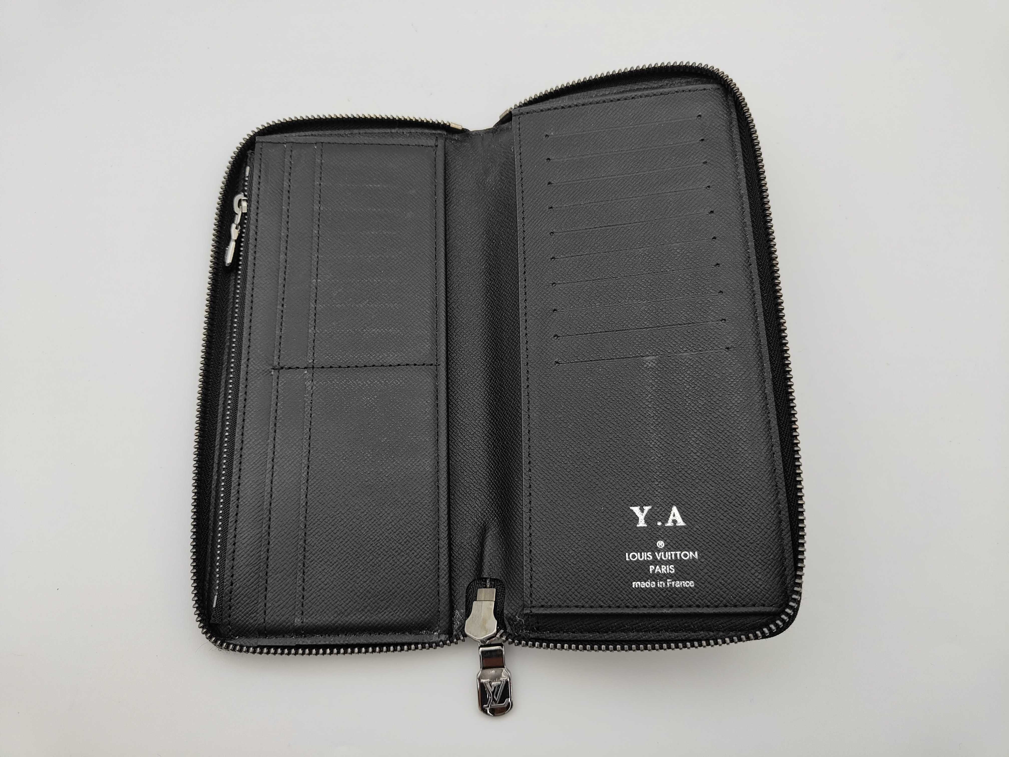 Damier Graphite Zippy Wallet Vertical with initial engraving — view 4
