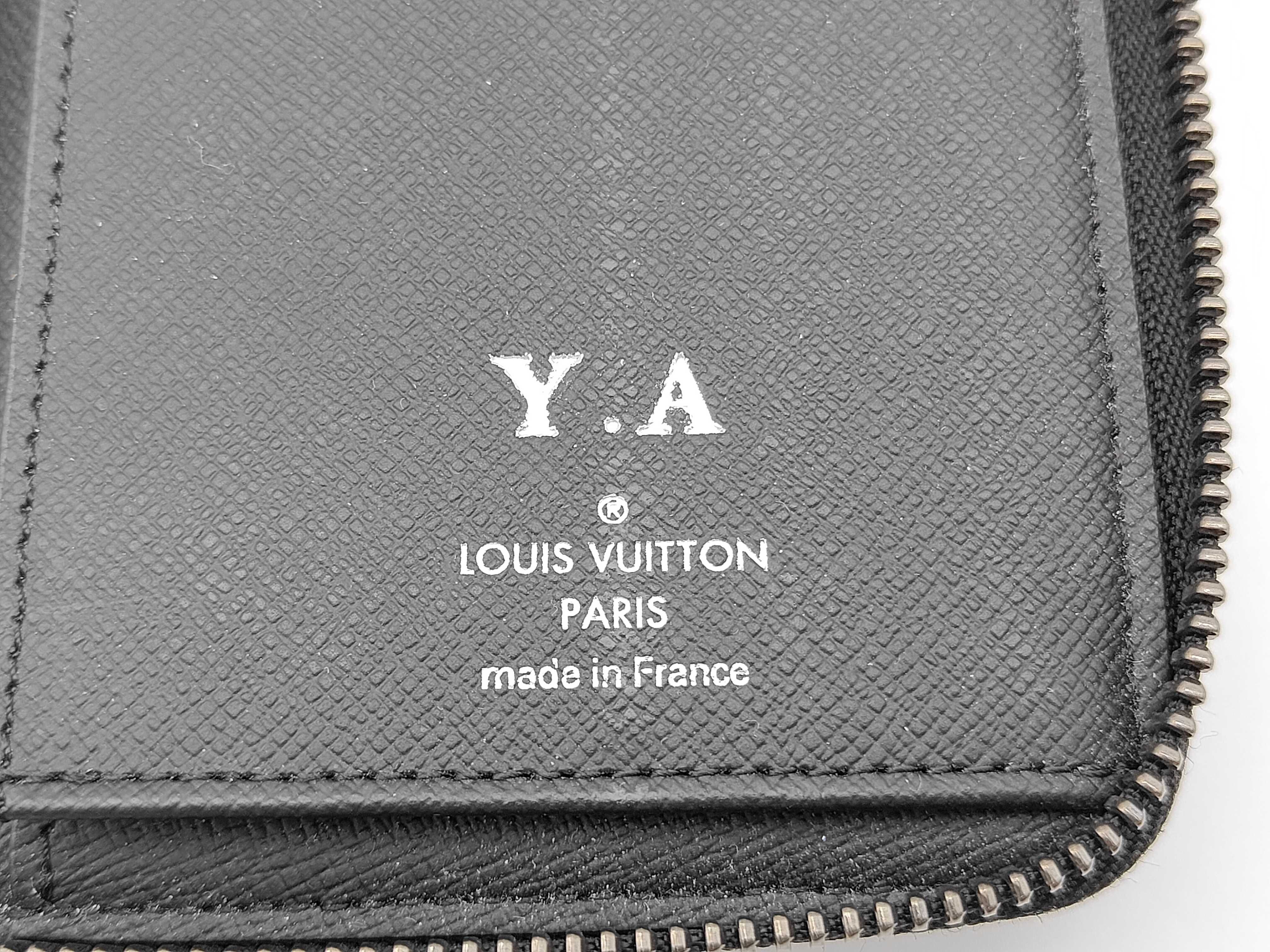 Damier Graphite Zippy Wallet Vertical with initial engraving — view 8