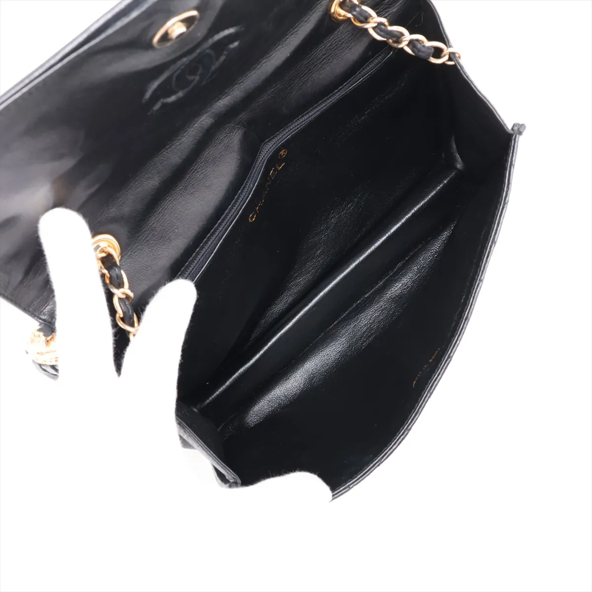 Matelassé Lambskin Single Flap Single Chain Bag with Fringe, Black with Gold Hardware, Item No. 1063199 — view 6