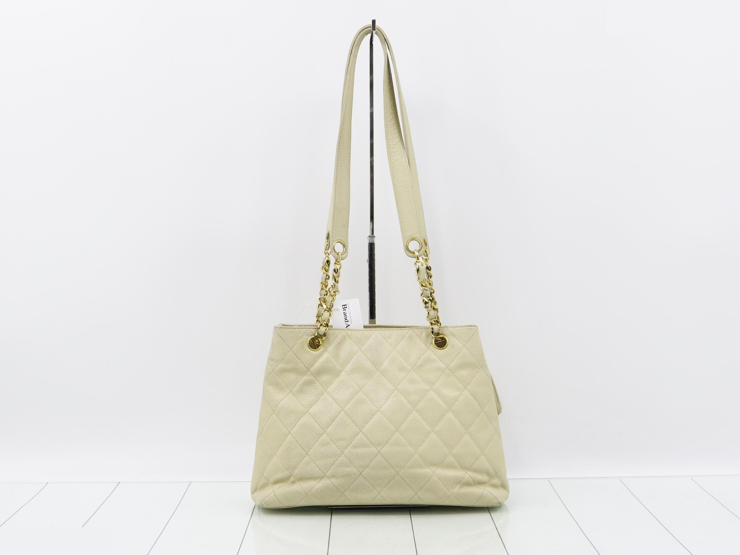 Matelassé Caviar Chain Shoulder Bag with Seal Card — view 2