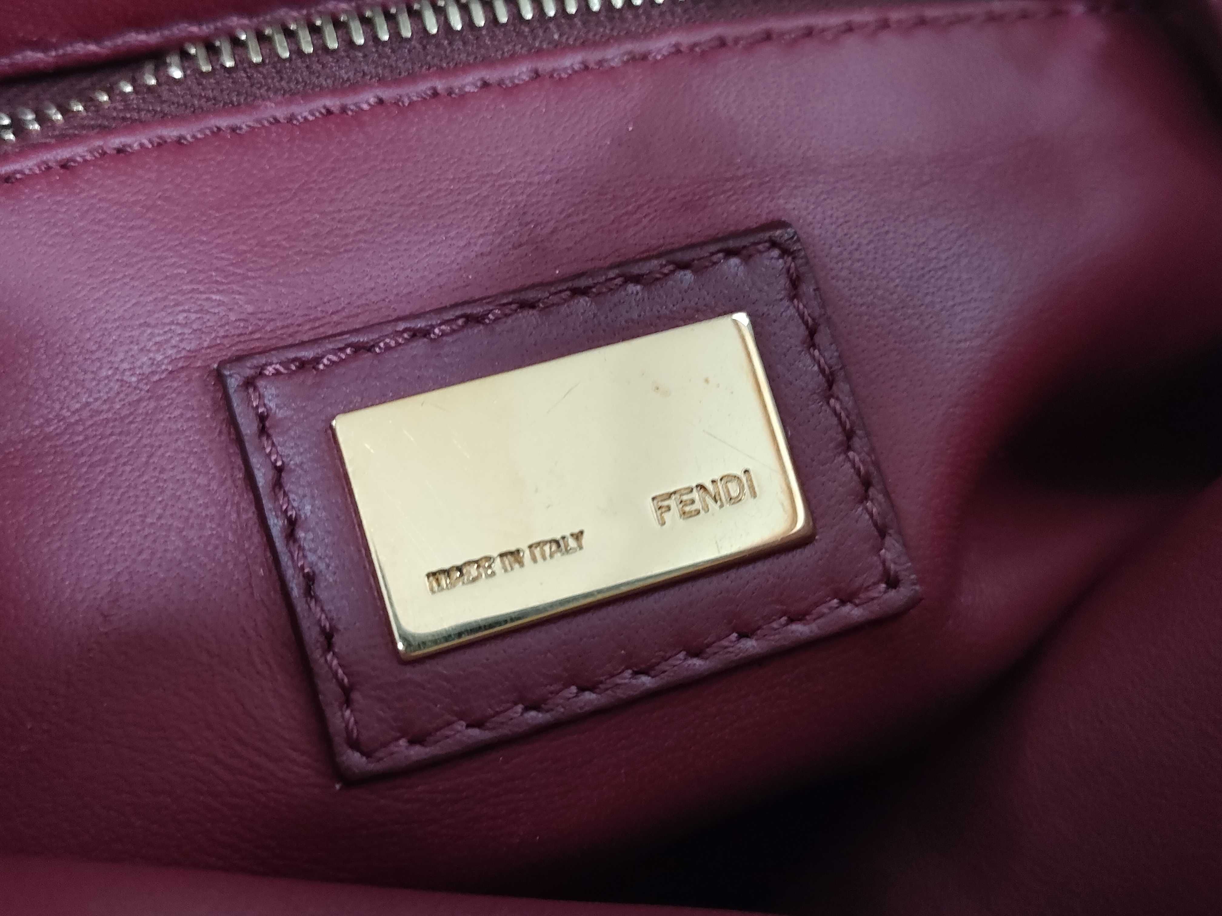 Peekaboo Leather Shoulder Bag/Handbag (Wine Red) — view 10