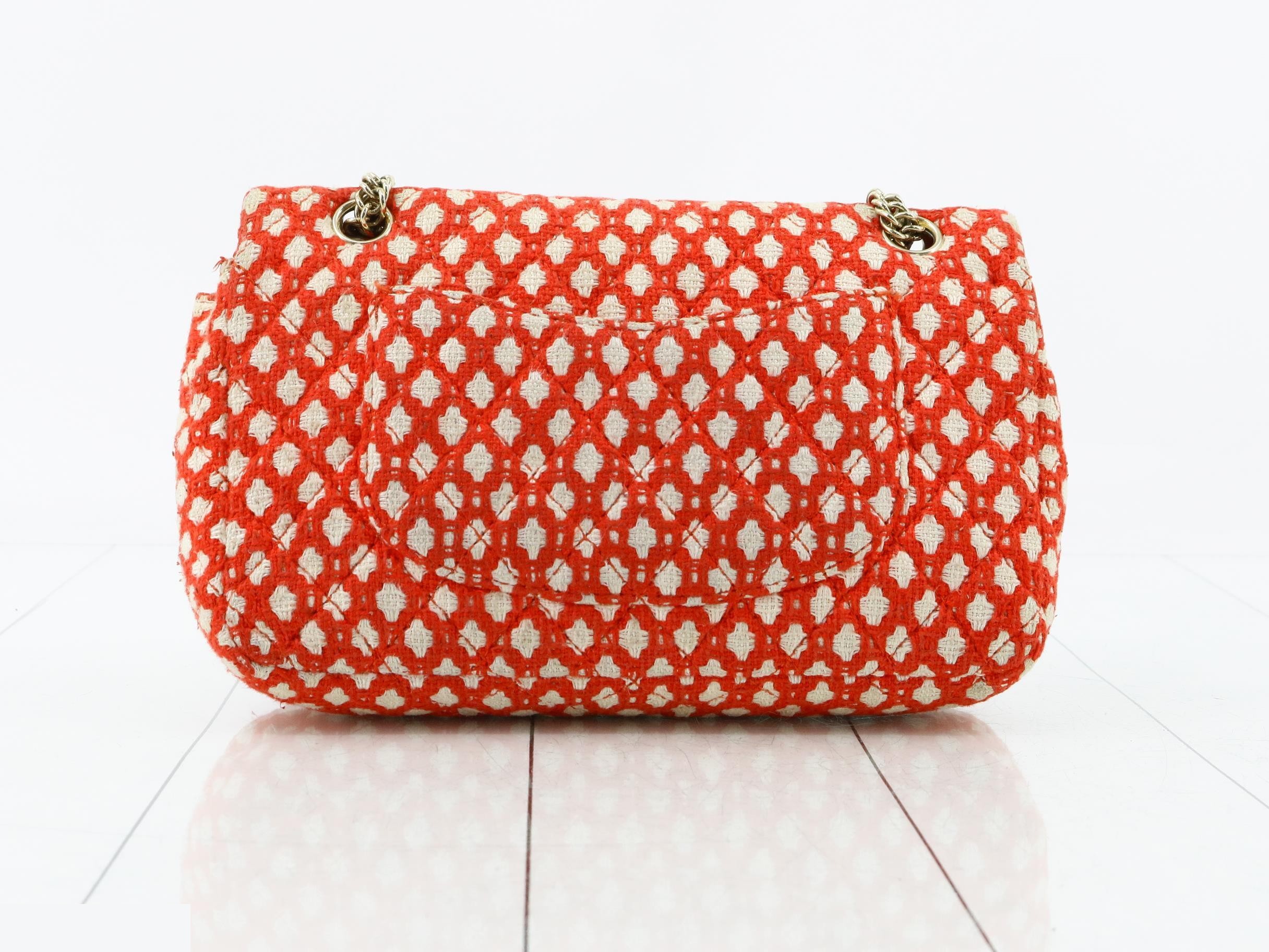 Matelassé (bag) - Shoulder bag — view 2