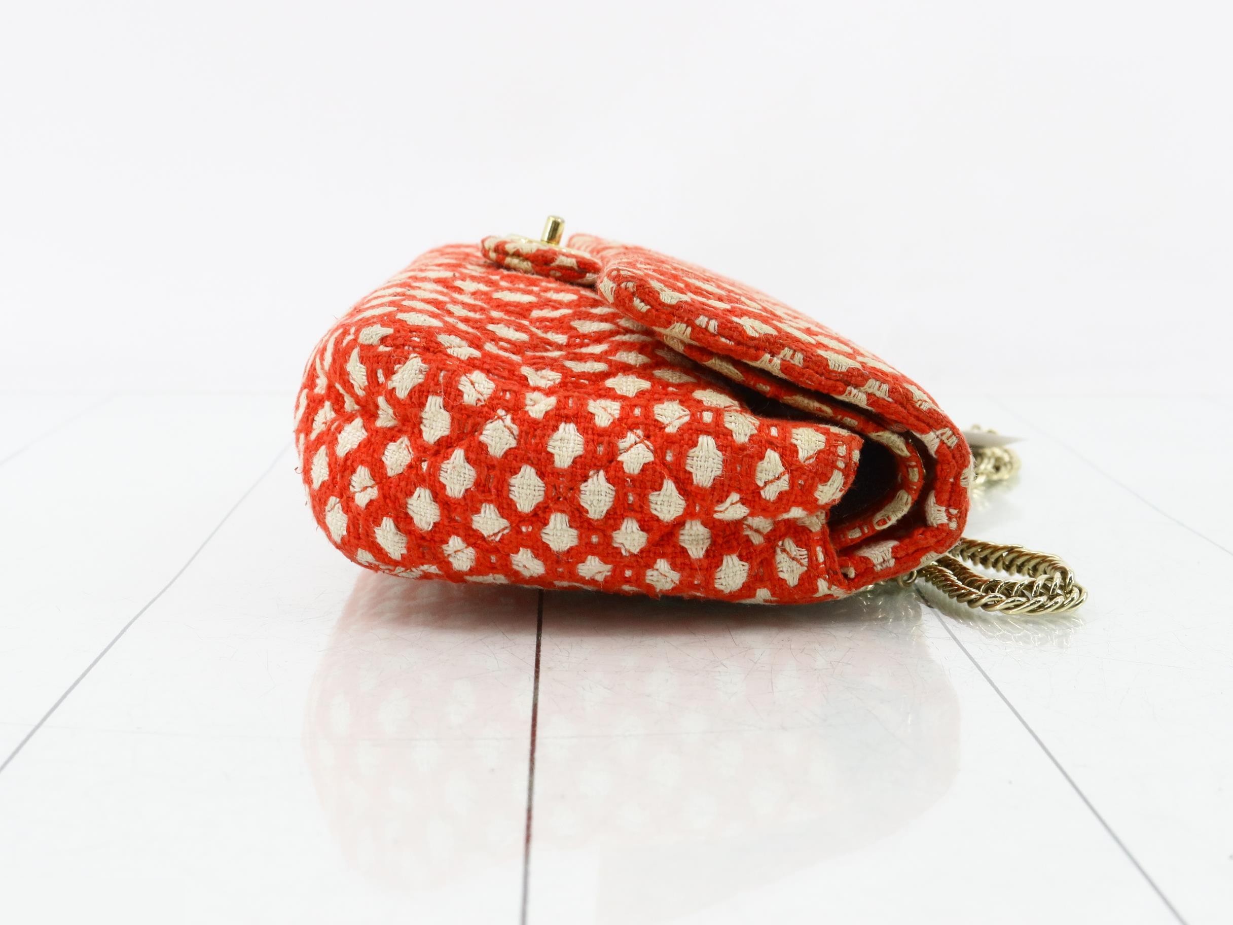 Matelassé (bag) - Shoulder bag — view 3