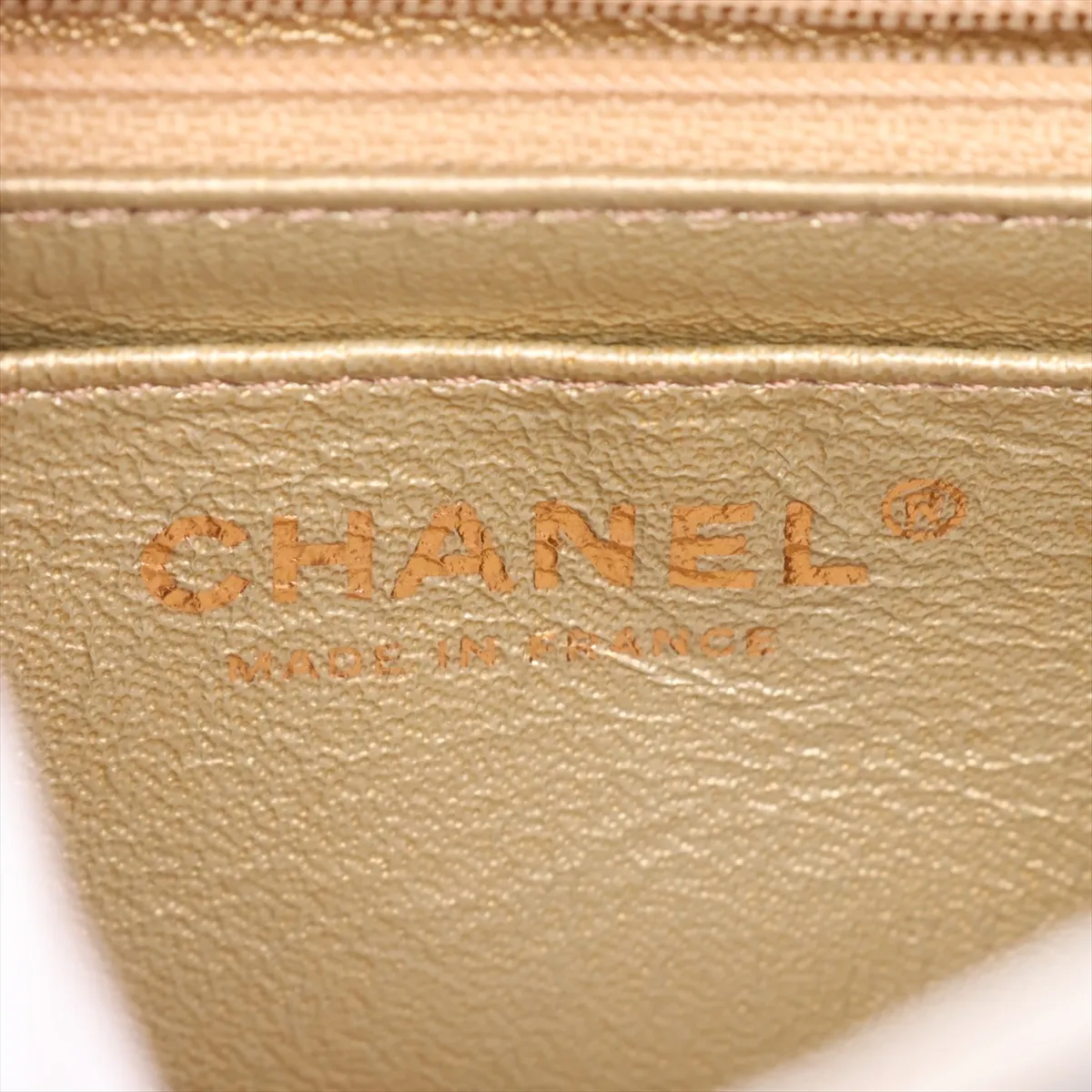 Matelassé 2.55 Mini Vintage Calf Single Flap Double Chain Bag Aurora Gold Hardware 30225513 (Serial Number in the 30s) AS0874 — view 11