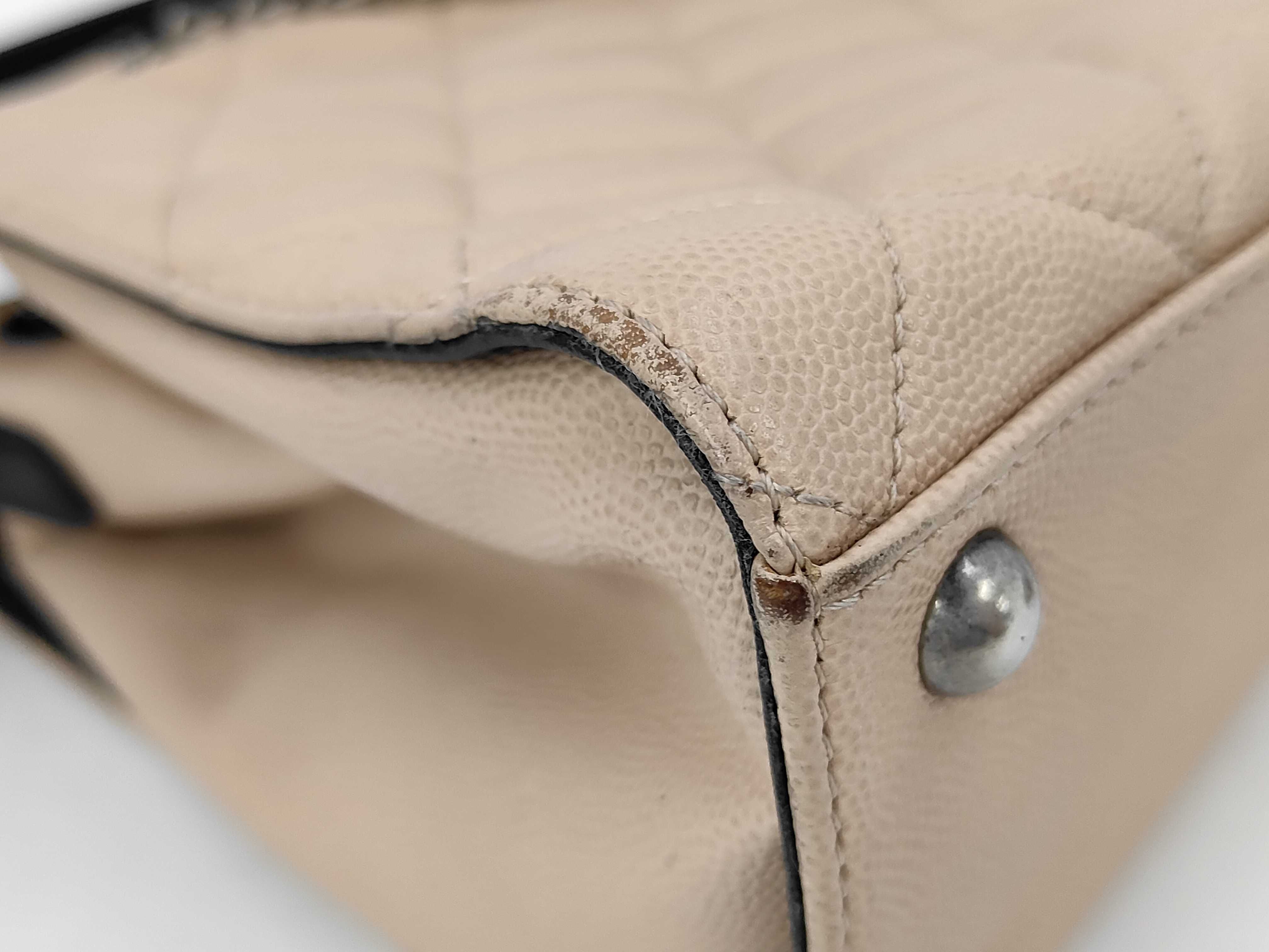 Caviar Skin Chanel Caviar 2-Way Beige Shoulder Bag — view 3