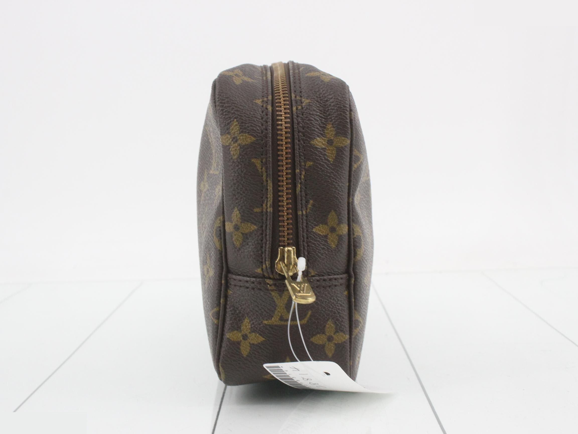 Monogram Trousseau Toilette 23 — view 4