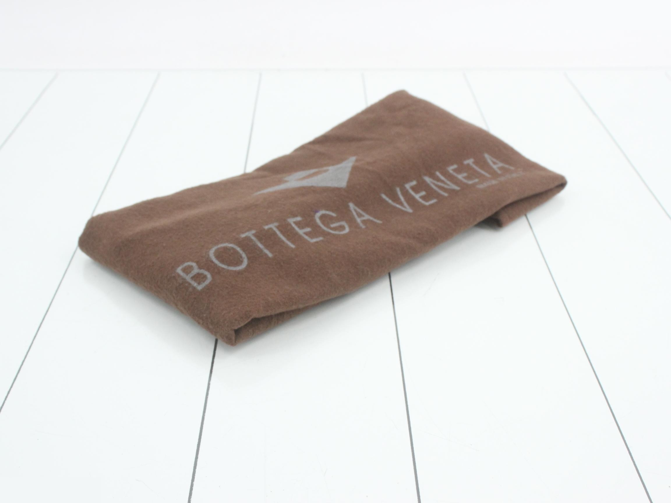 Intrecciato Leather Shoulder Bag — view 7
