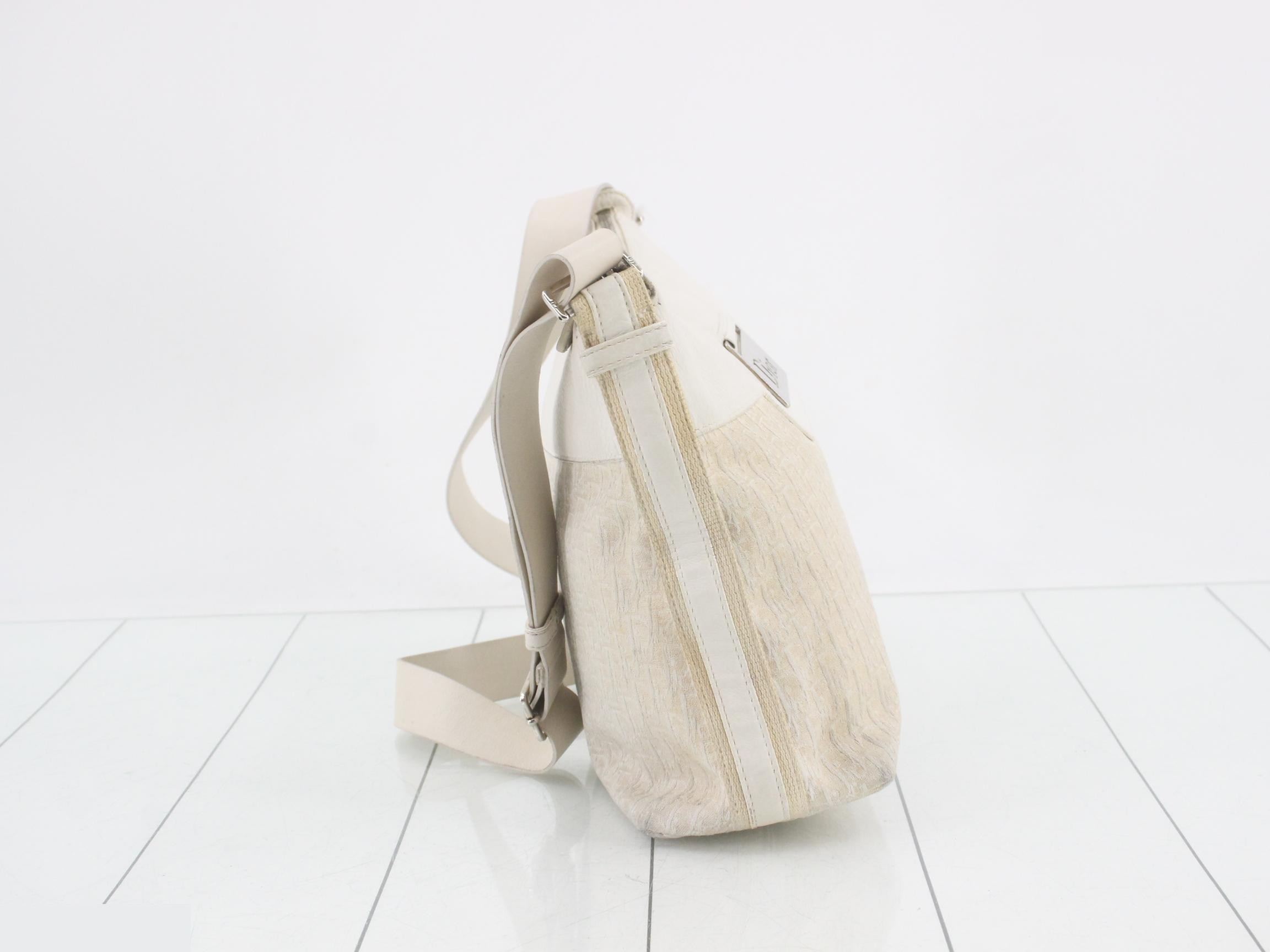 Trotter Shoulder Bag - Streetwear — view 4