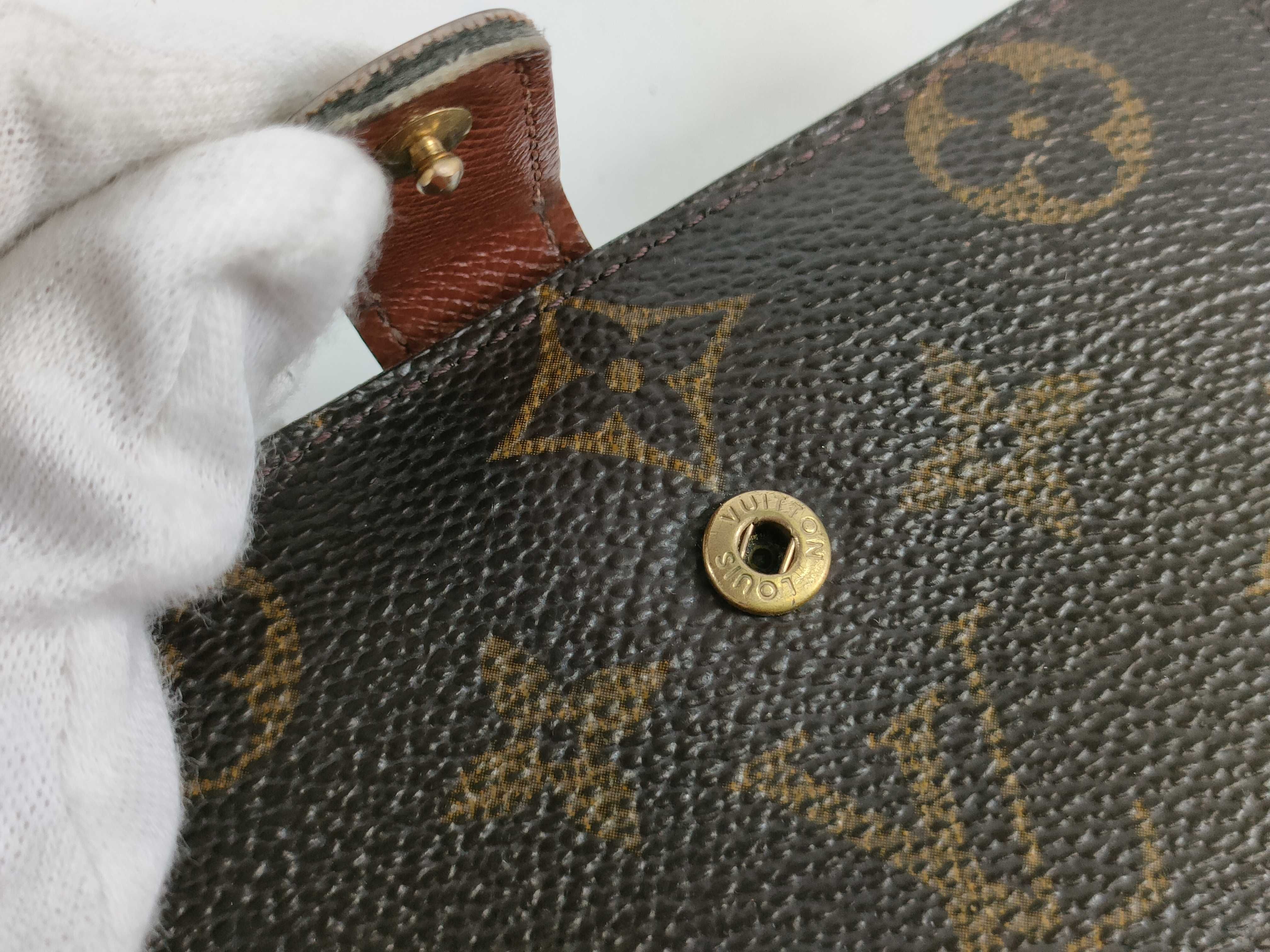 Monogram Louis Vuitton Monogram L-shaped wallet — view 8
