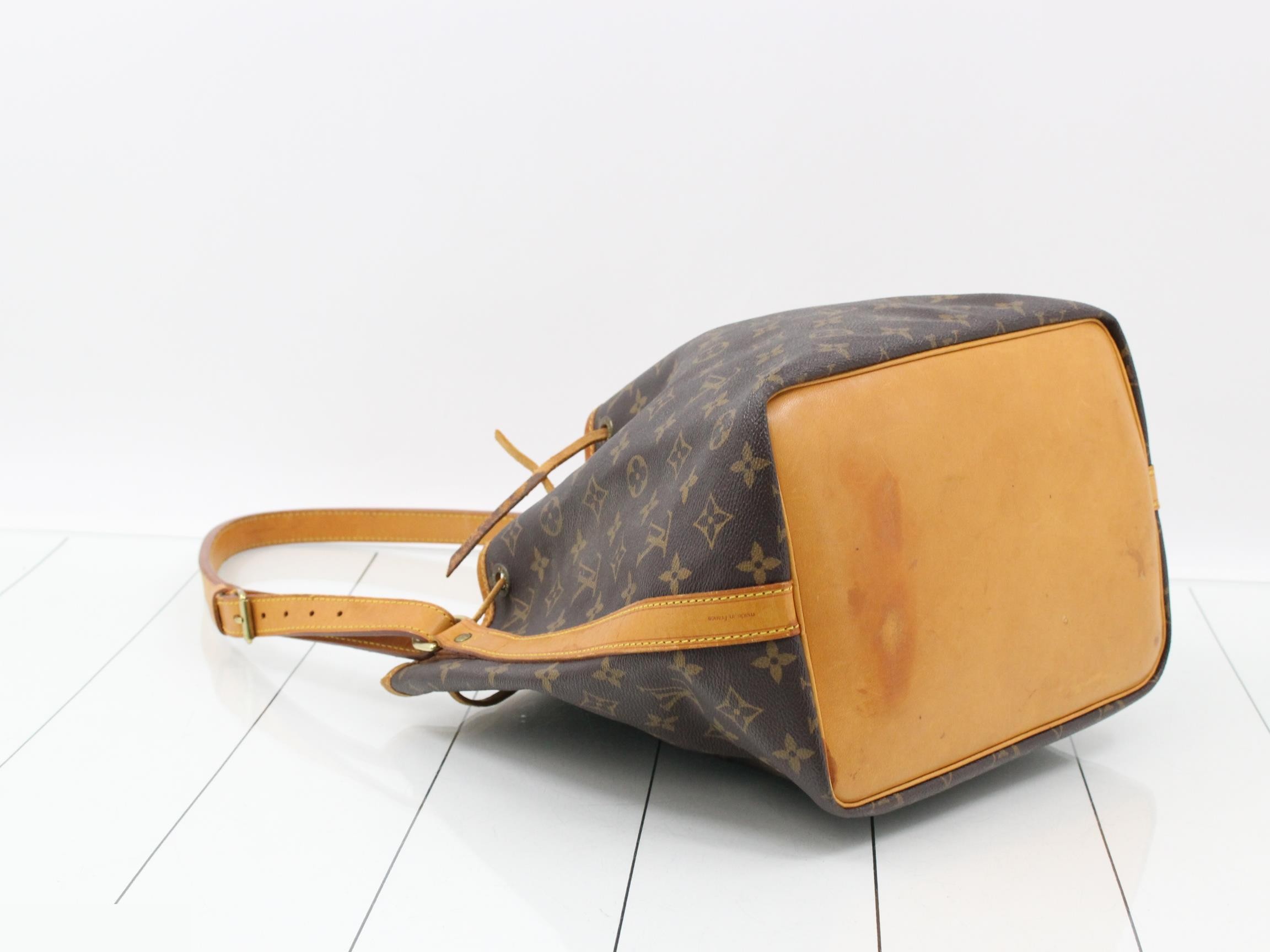 Monogram Petit Noé (old model) shoulder bag — view 5