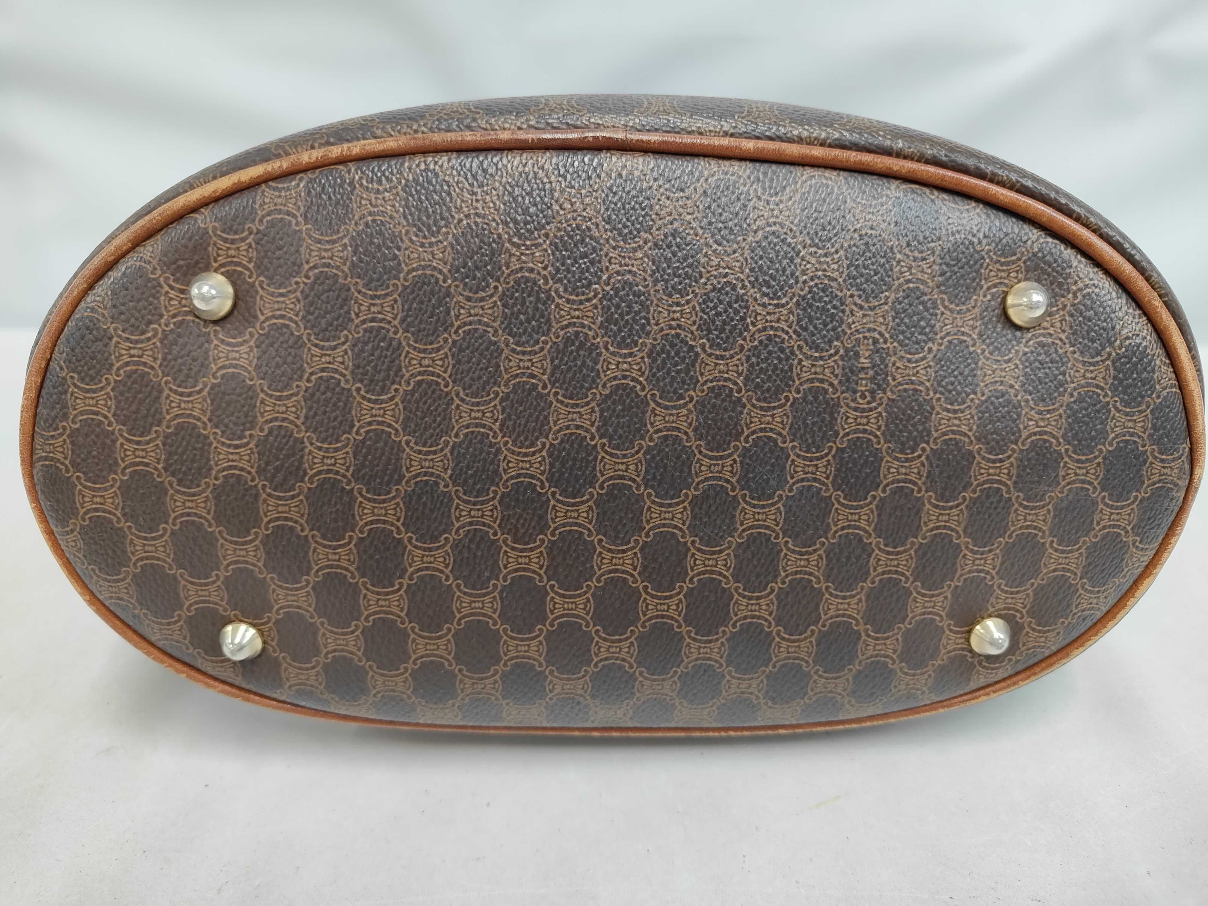 handbag — view 4