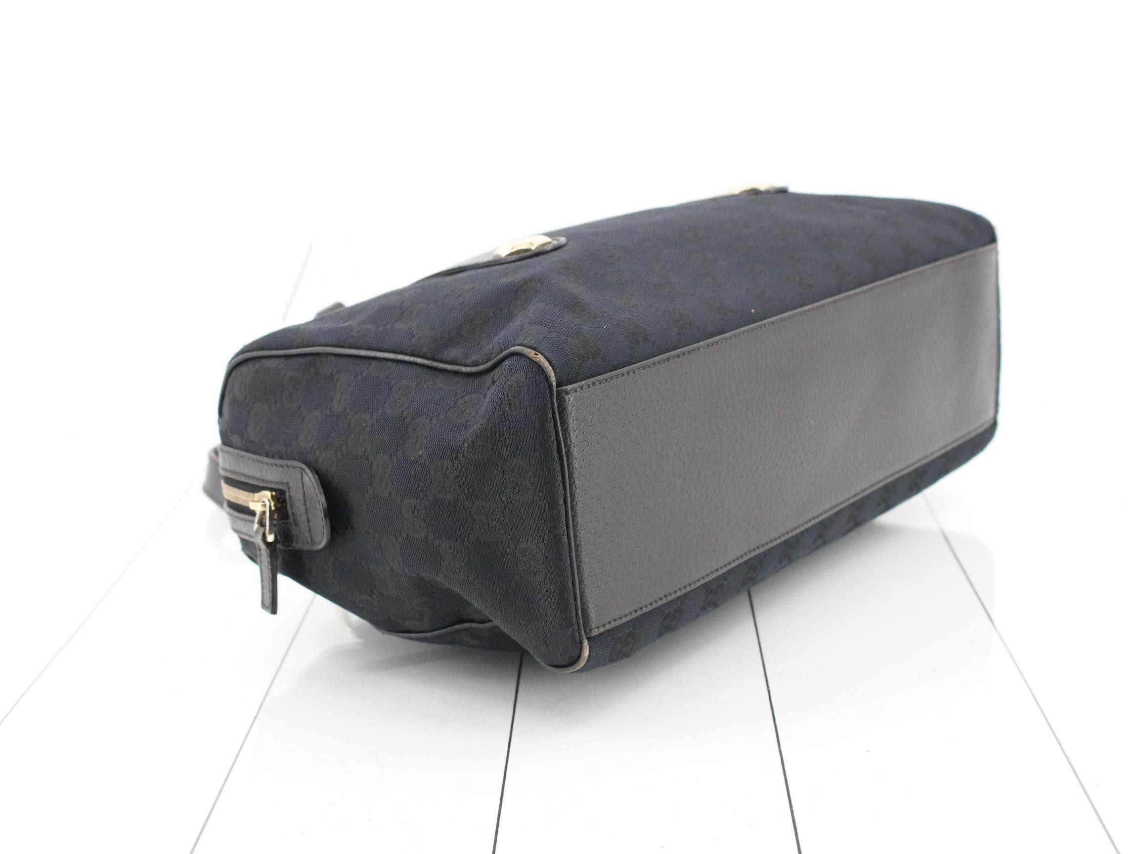 GG Canvas (Bag) Shoulder Bag 154180 — view 5