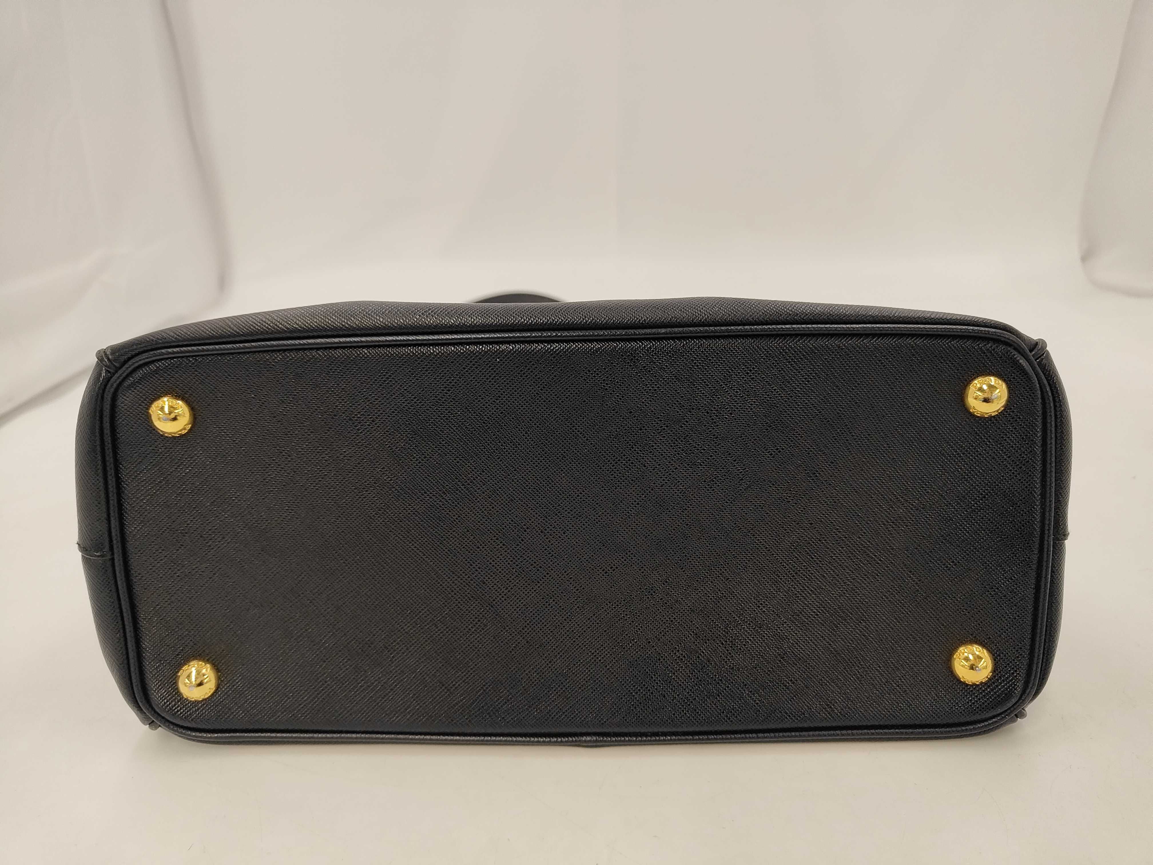 shoulder bag — view 3