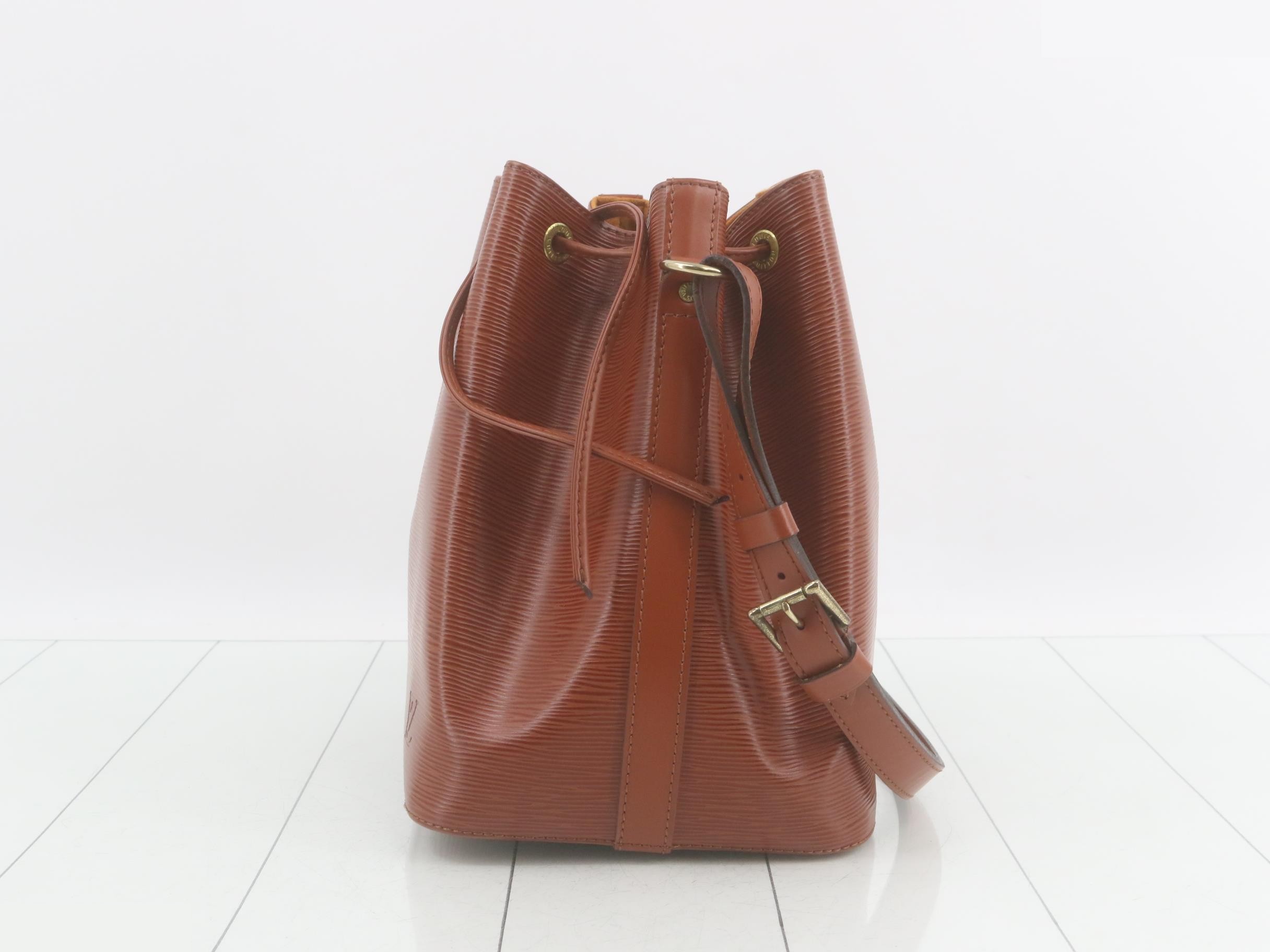 Petit Noé Kenya Brown Epi Shoulder Bag 256 — view 3
