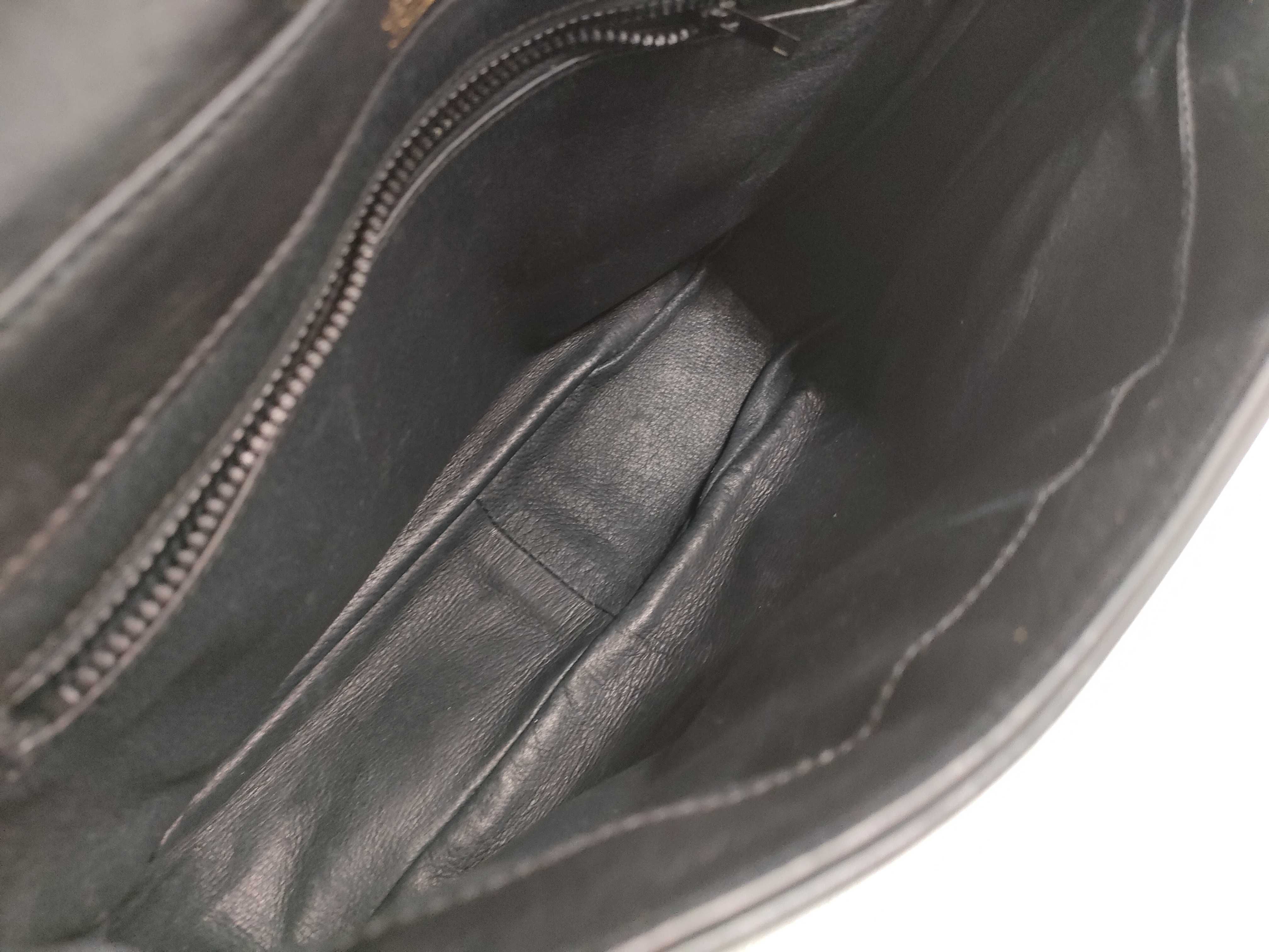 Old Push-Lock GG Hardware Shoulder Bag — view 10