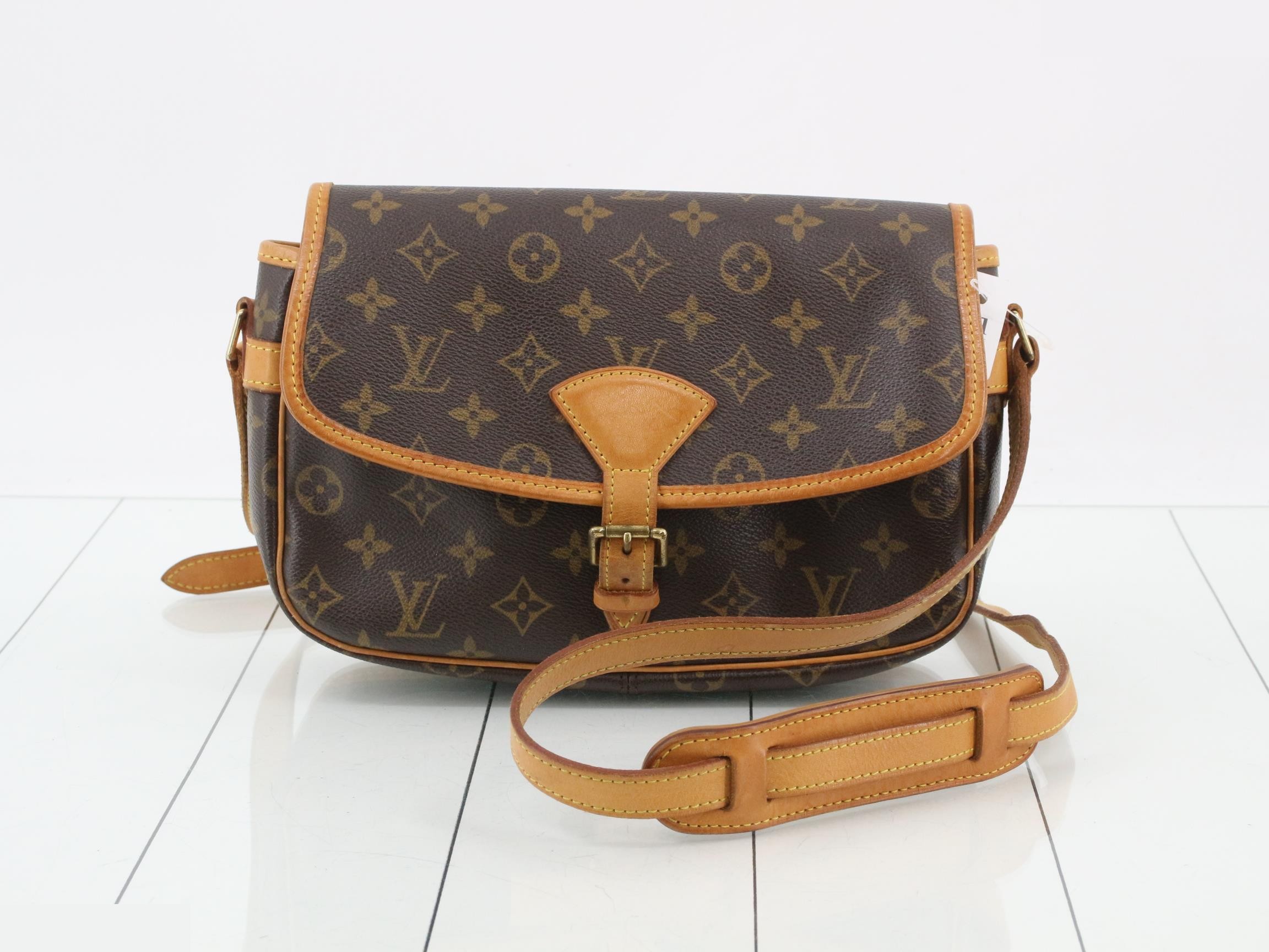 Monogram Sologne