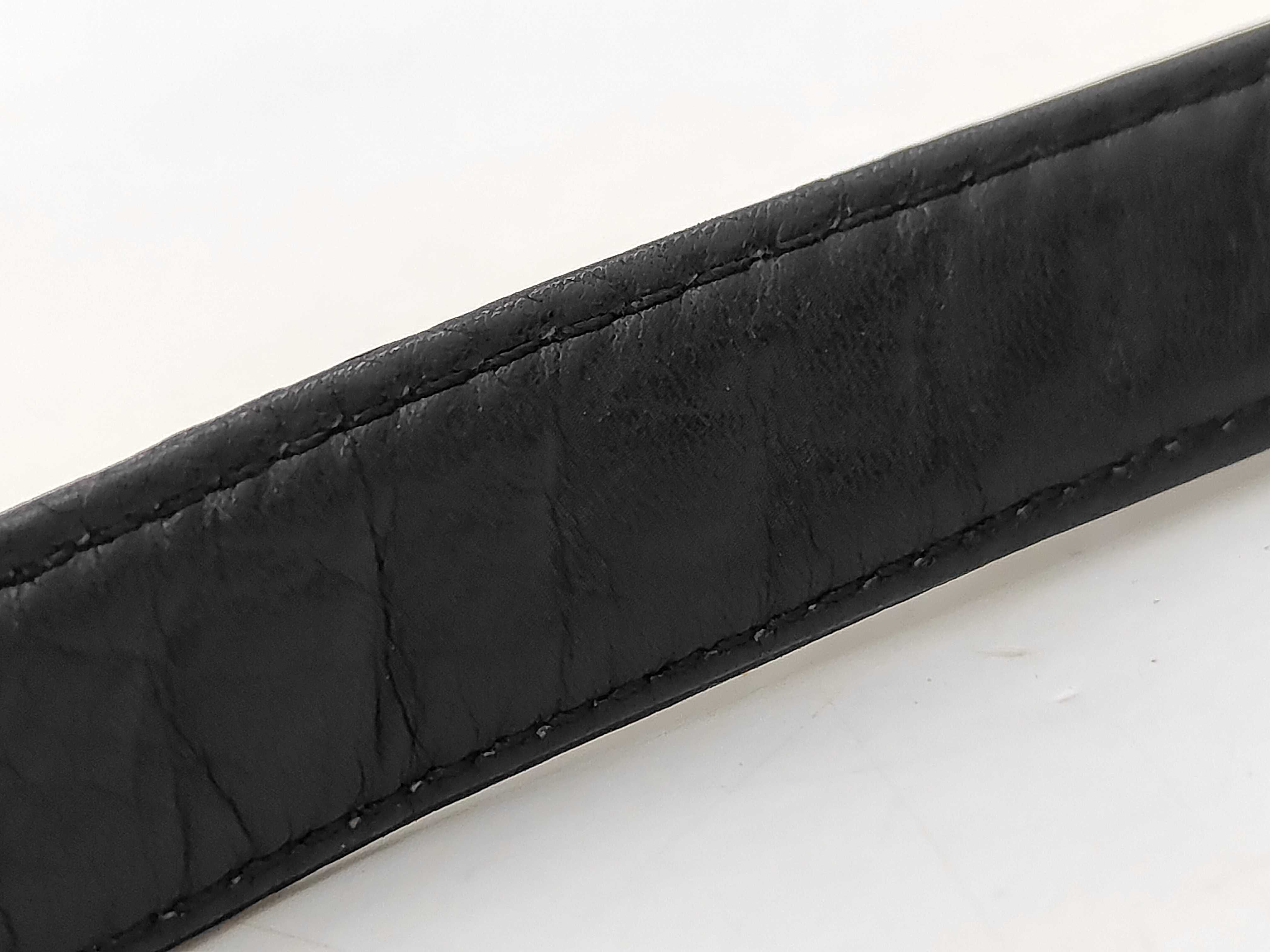 Matelassé Leather Chain Shoulder Bag with Serial Number Card (matching number) and Box. — view 7
