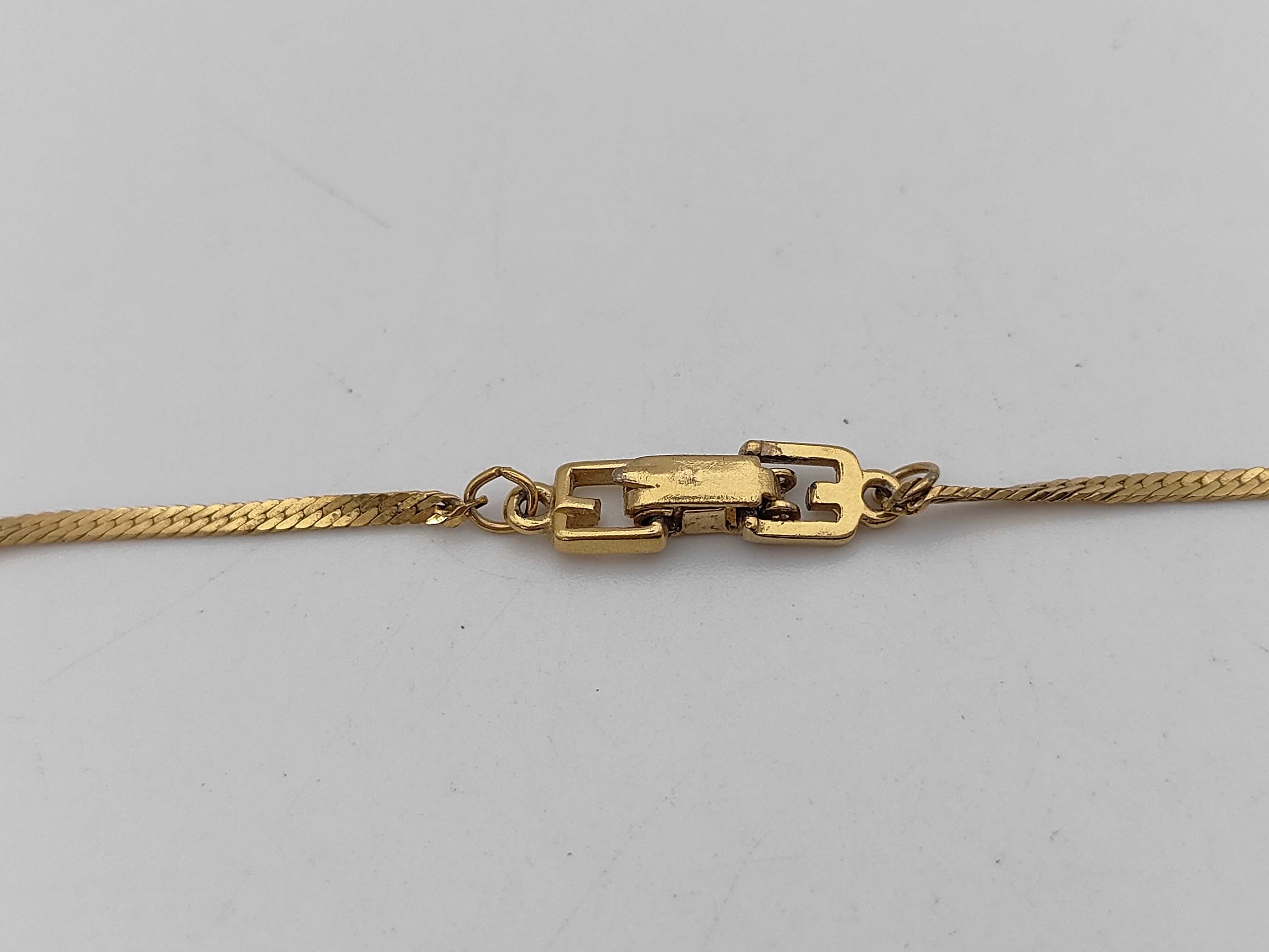 Necklace — view 4