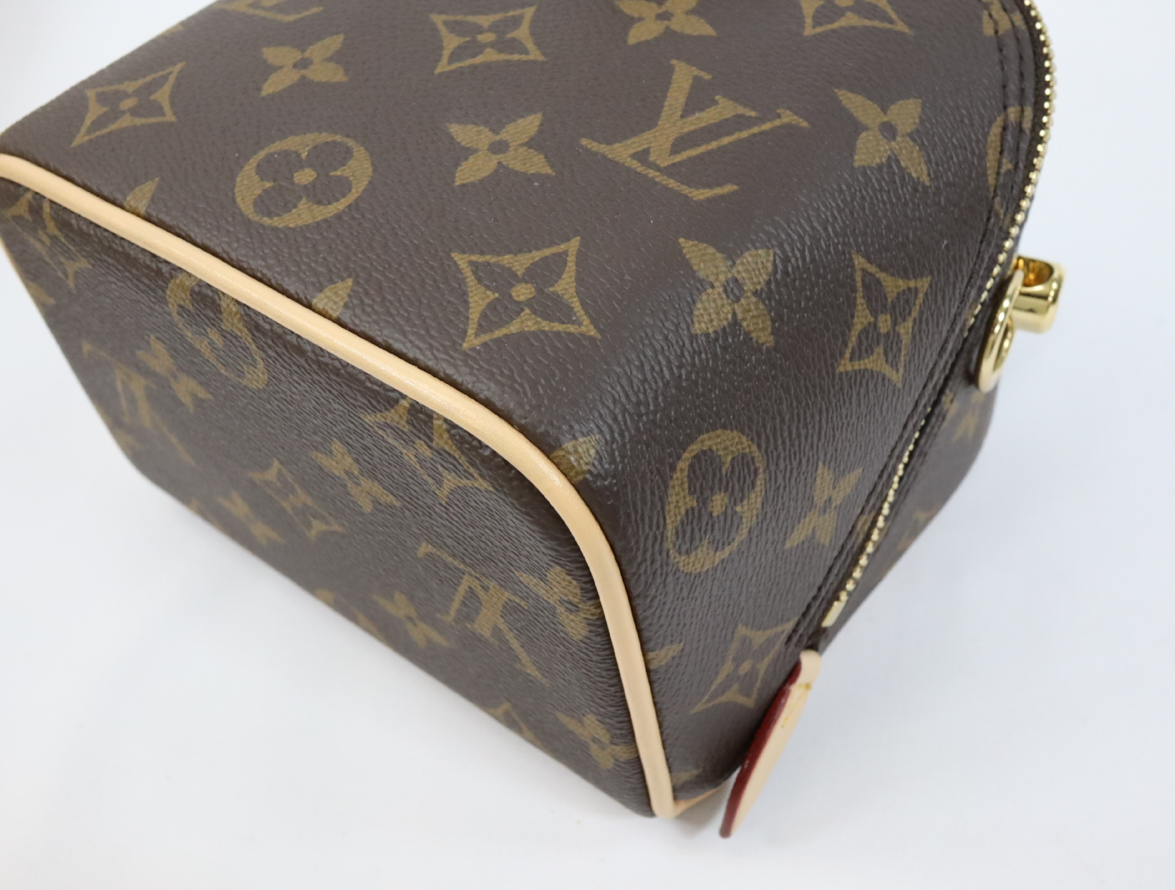 Monogram Just In Case M47096 Shoulder Bag (RFID detected) — view 6