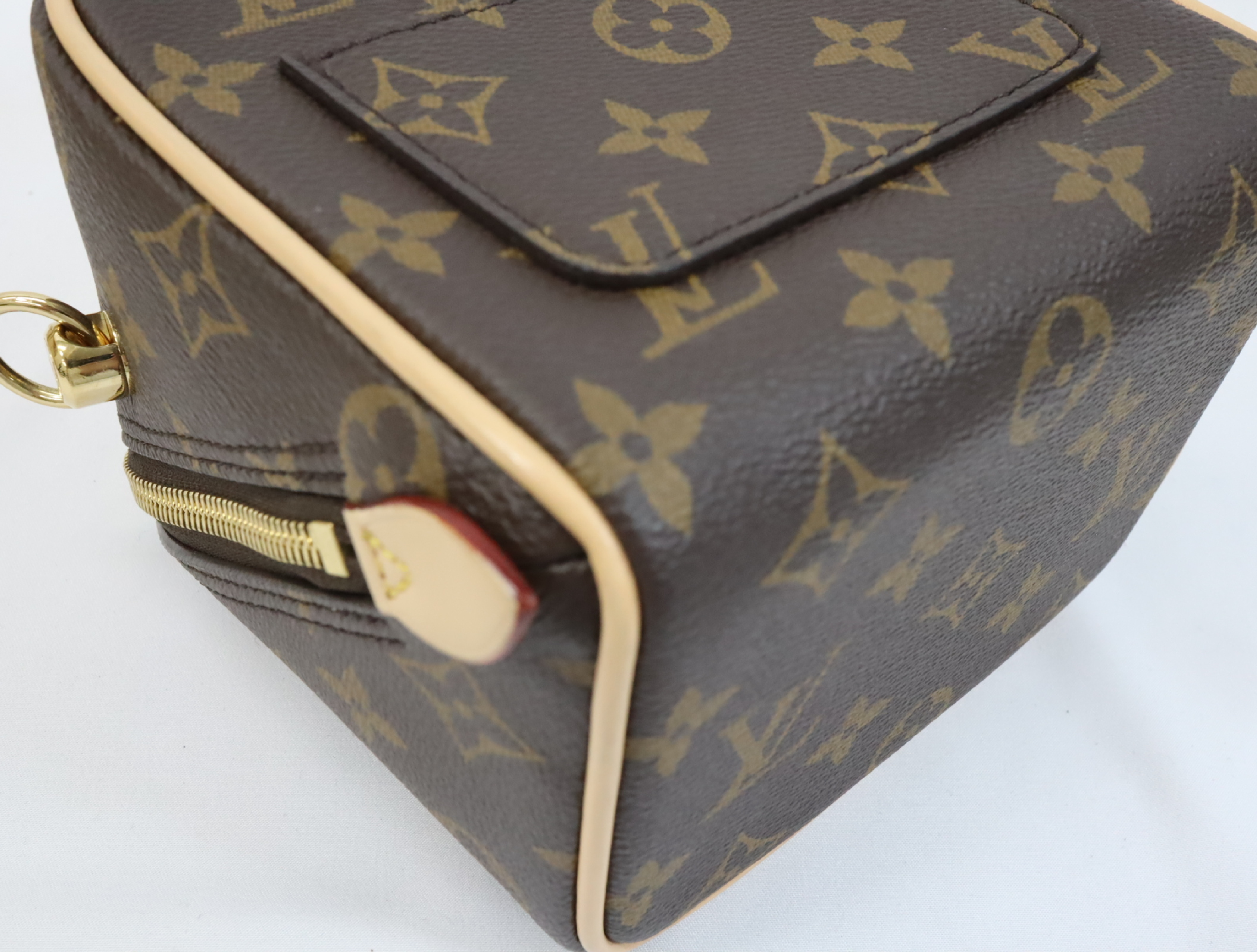 Monogram Just In Case M47096 Shoulder Bag (RFID detected) — view 9