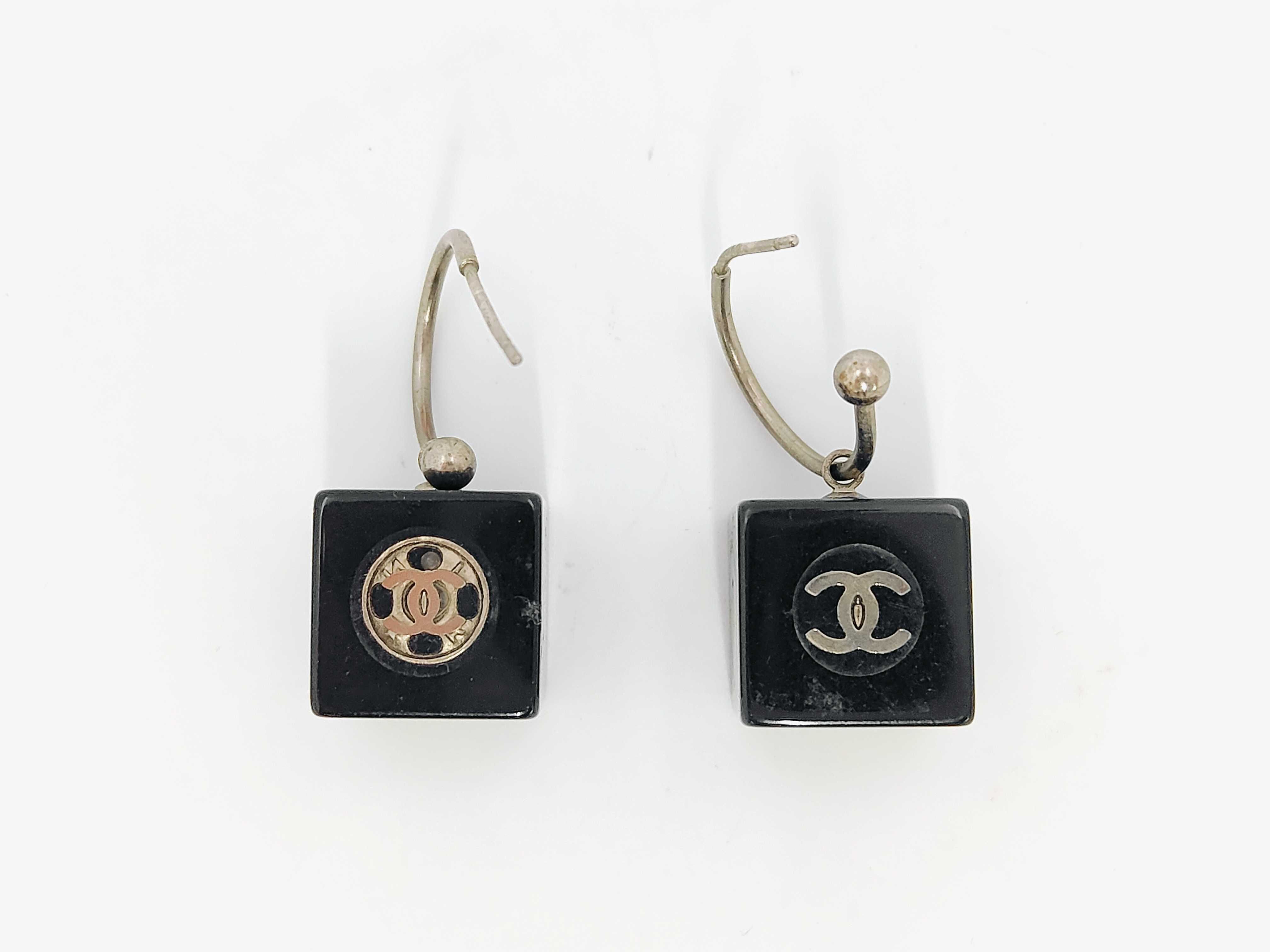 03/A / Earrings — view 2