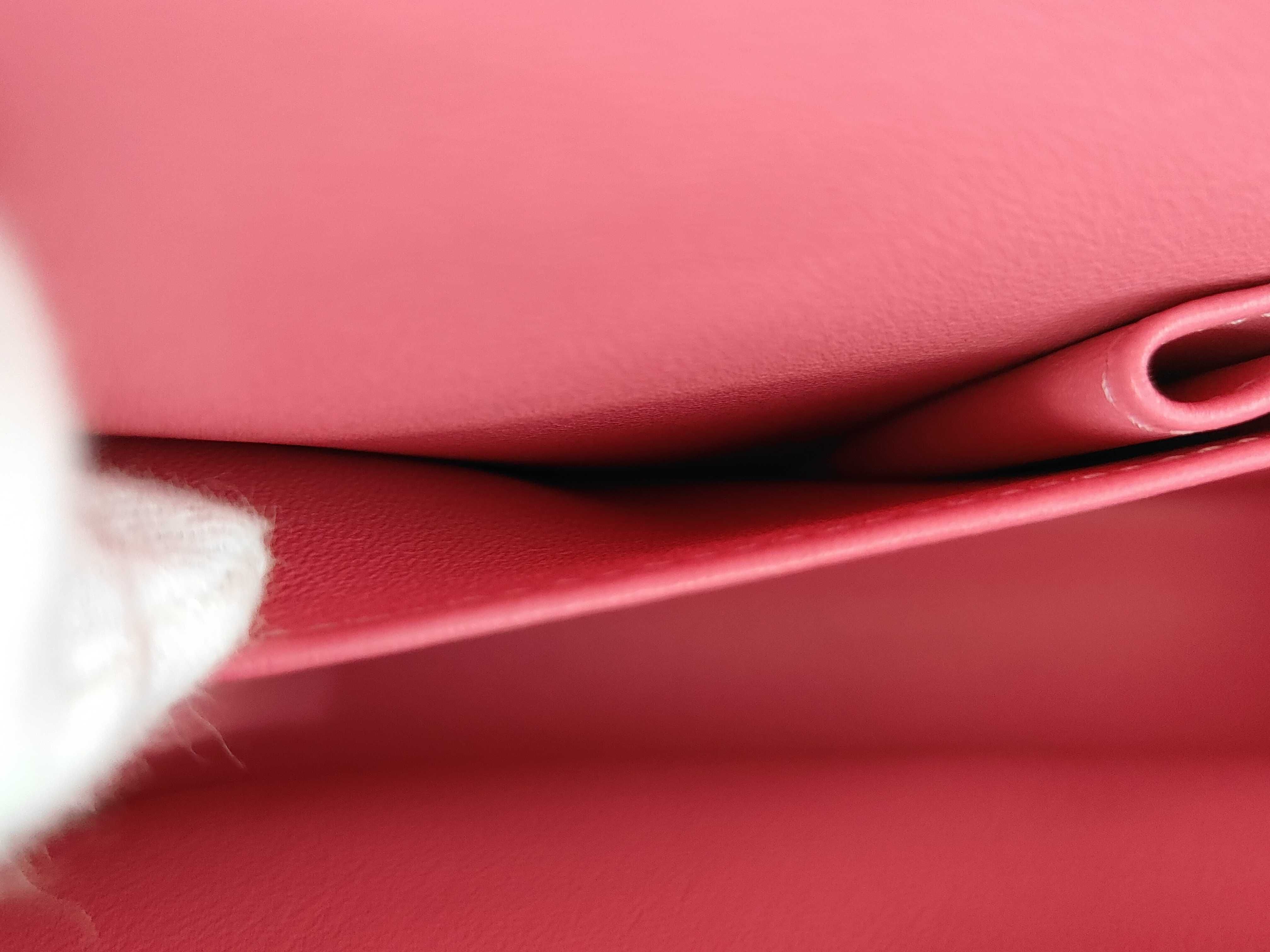 Matelassé Caviar Pink Shoulder Bag with Champagne Hardware — view 11