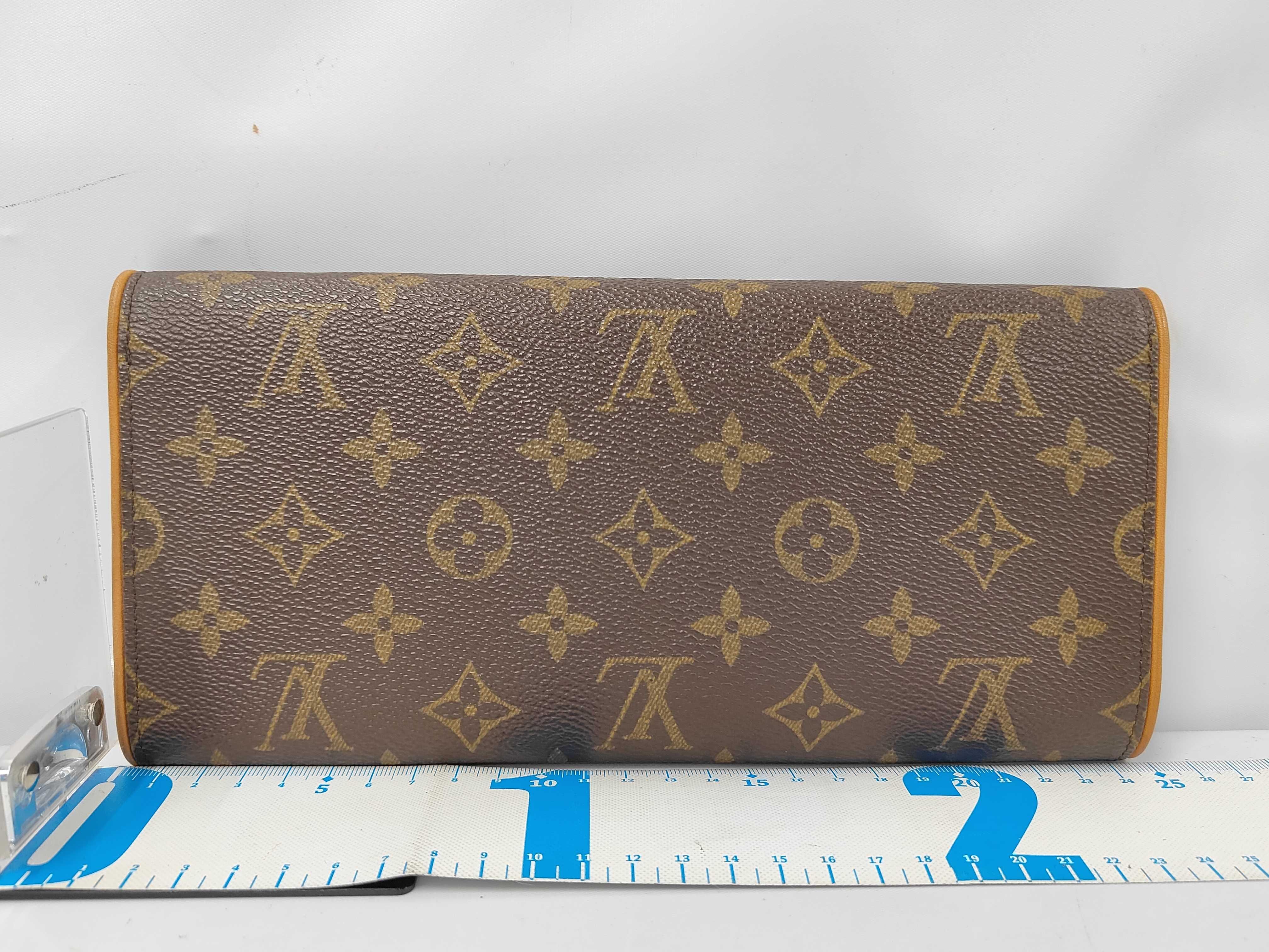 Monogram Shoulder Bag Pochette Twin GM M51852 Clutch Bag — view 2
