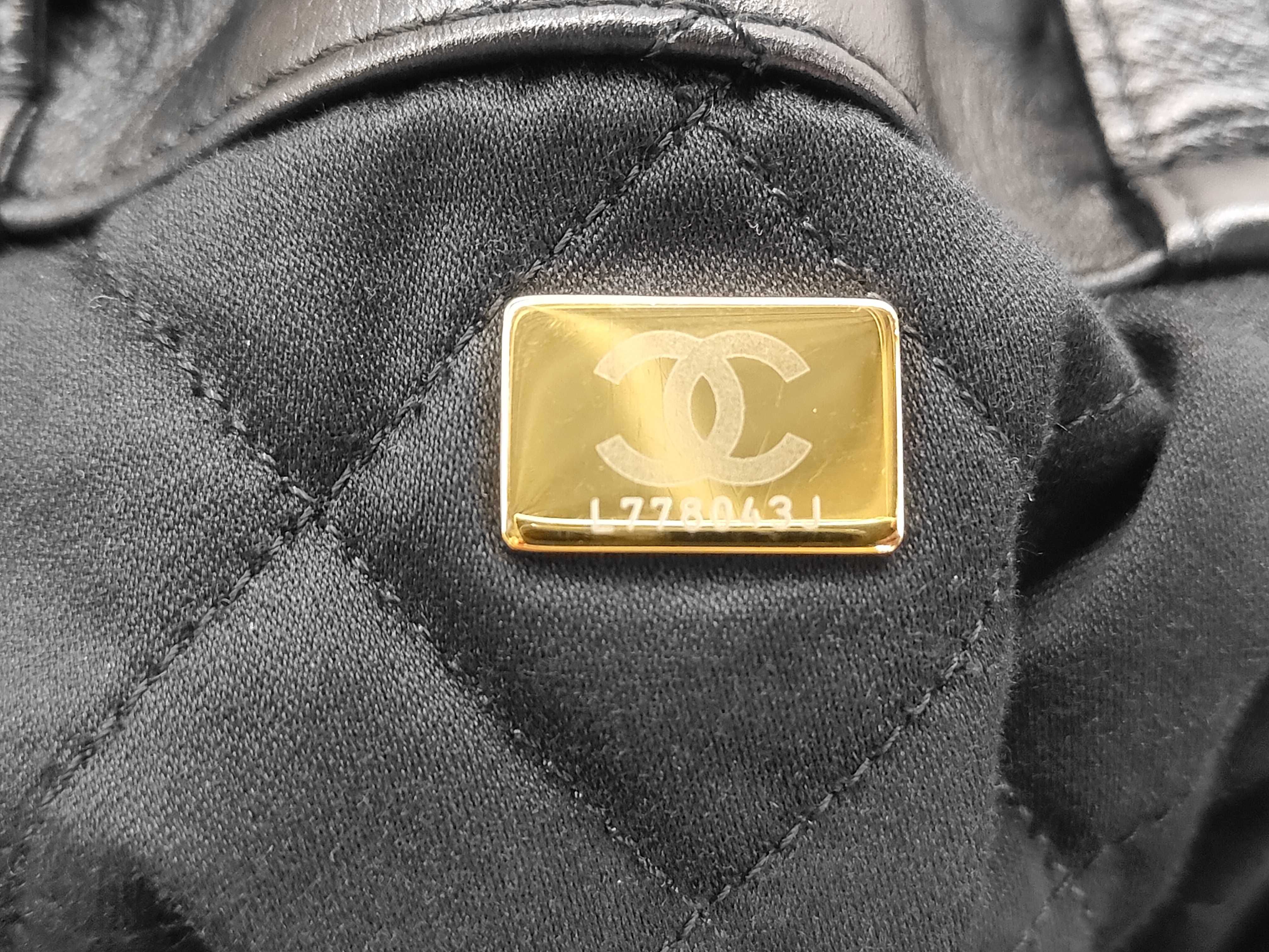 CHANEL22 Backpack AS3859 Black Calfskin Gold Hardware L778043J Rucksack — view 14