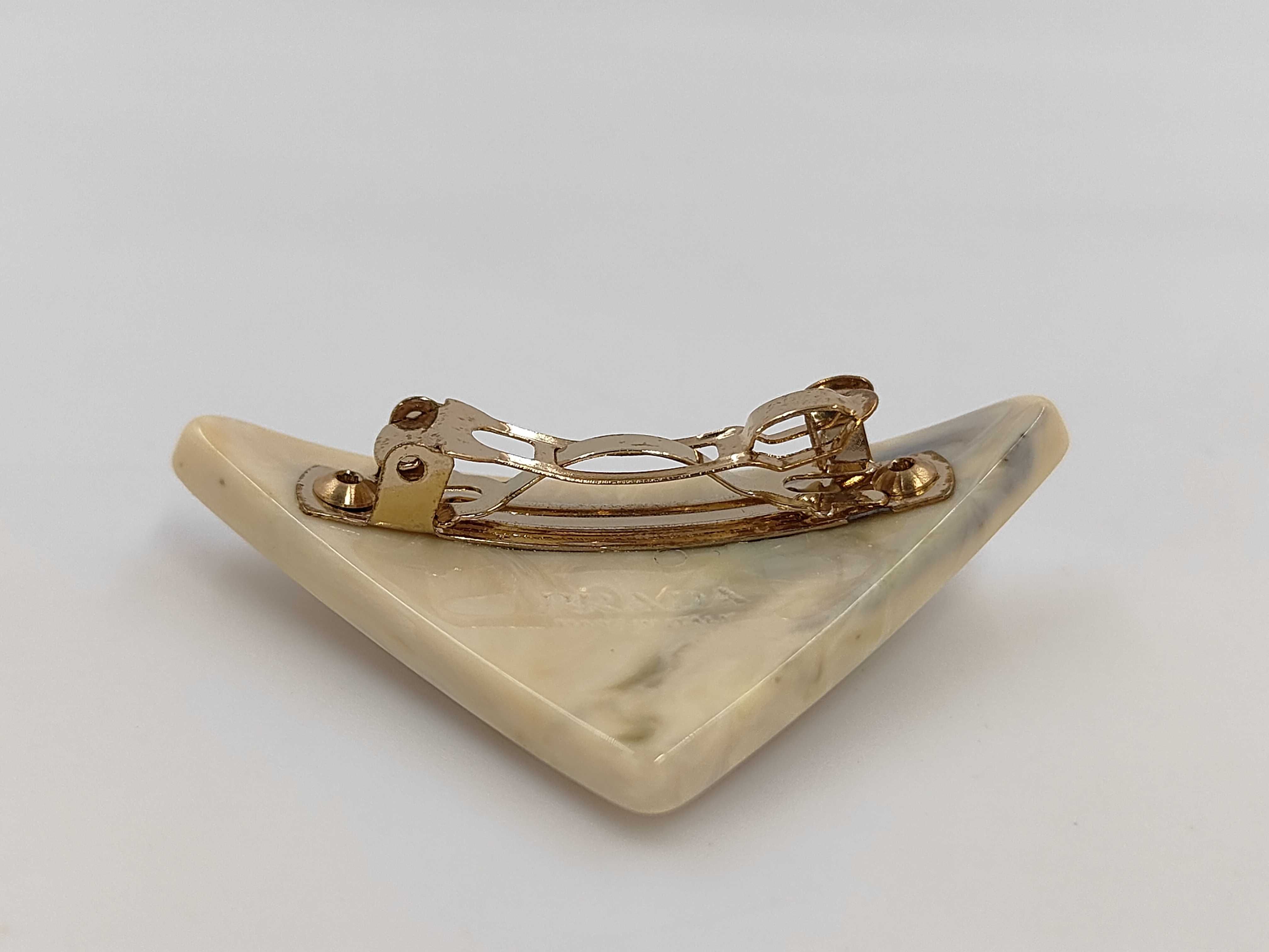 Barrette / Plastic Hair Accessory — view 3