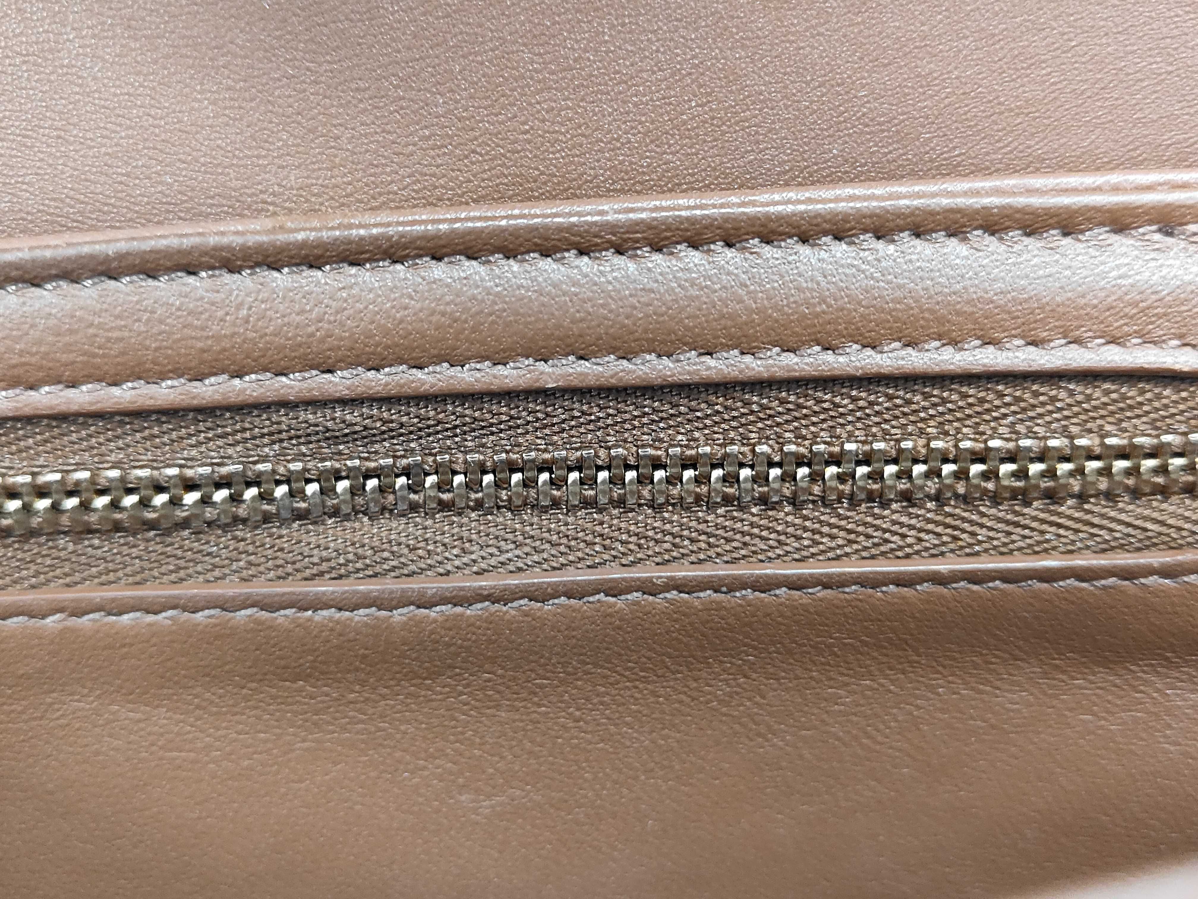 Teen Triomphe Shoulder Bag White Shoulder Bag — view 12