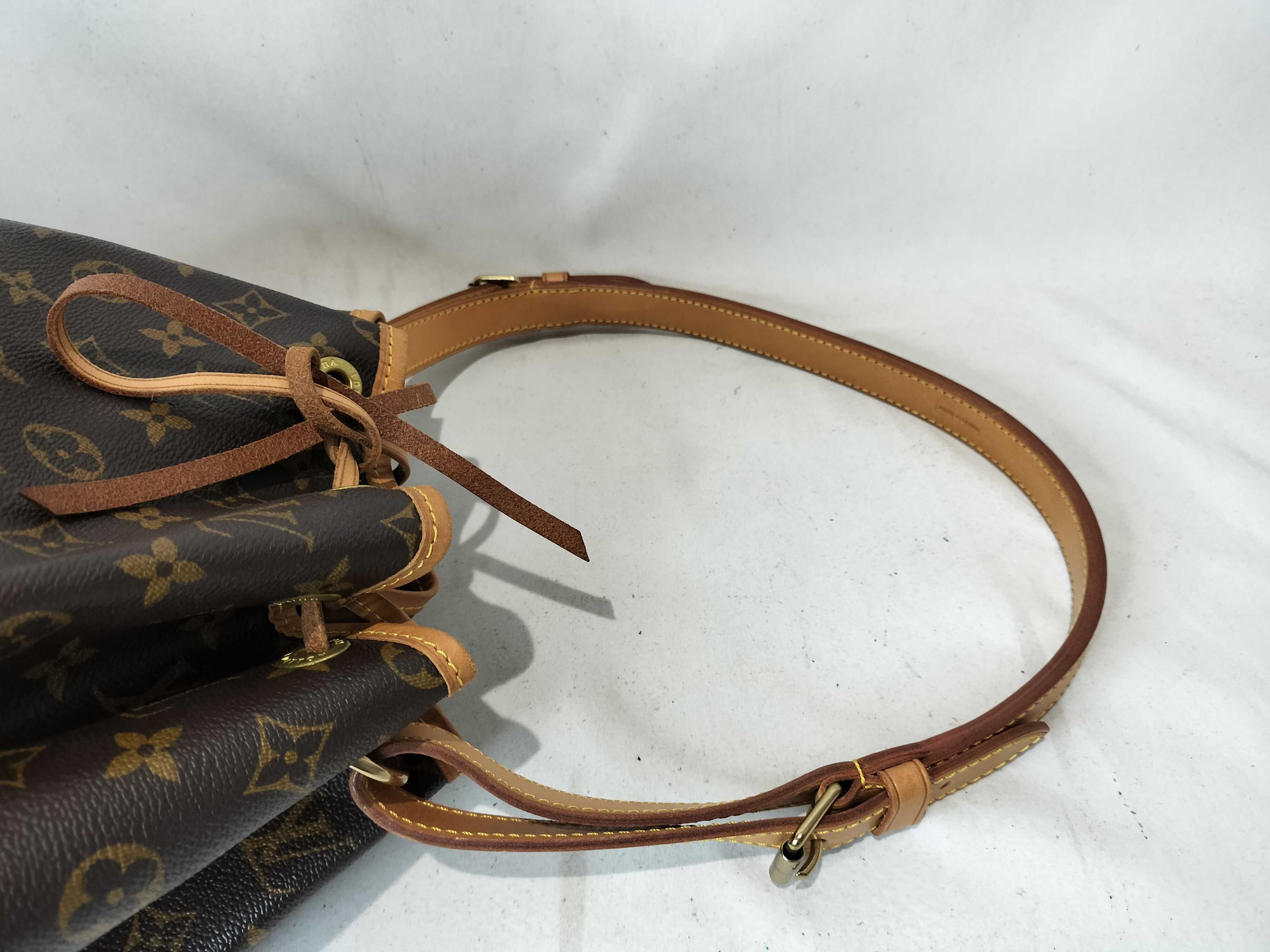 Monogram M42224 Noe Shoulder Bag — view 3