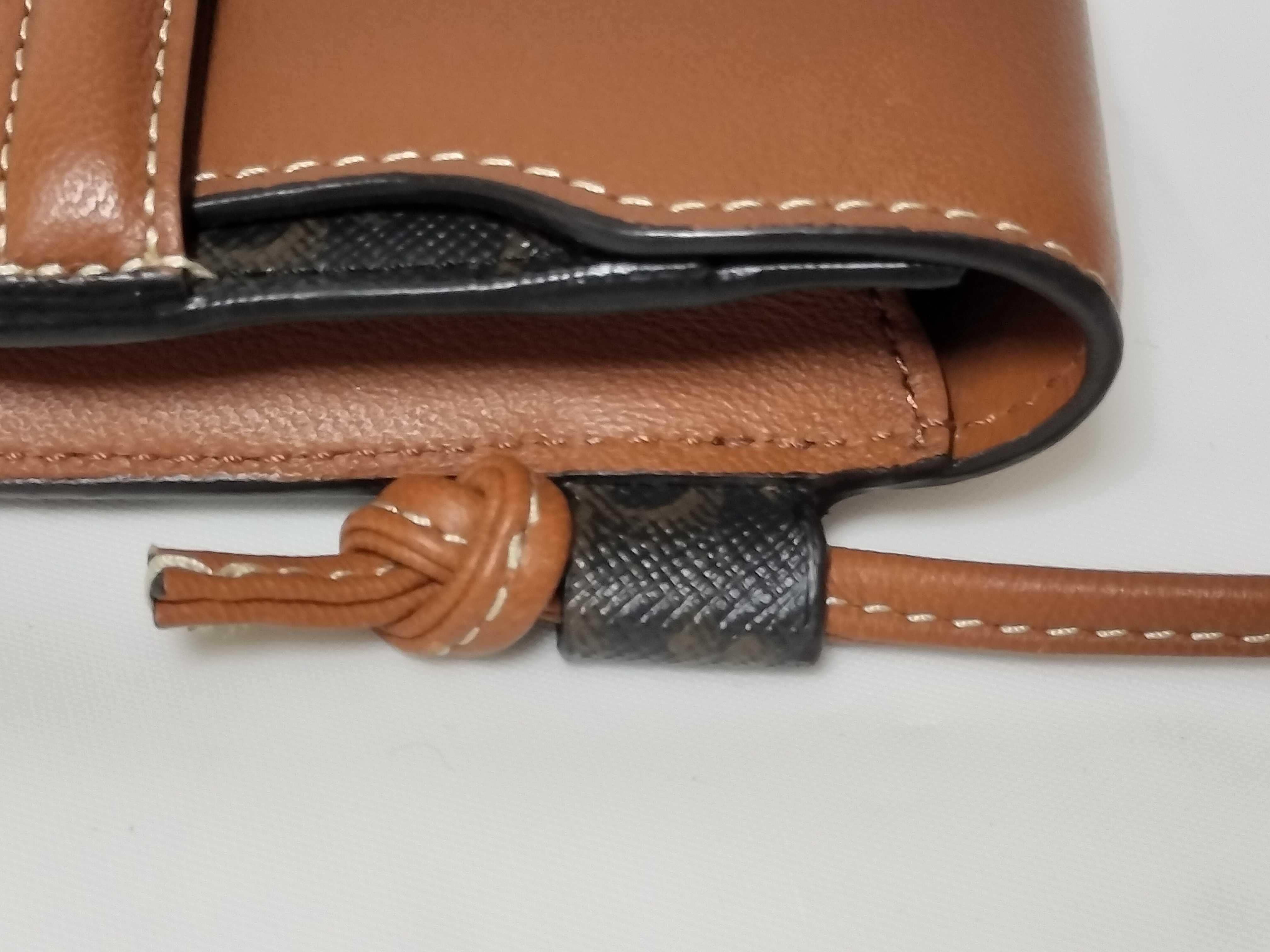 Triomphe Mobile Pouch Shoulder Bag Pouch — view 5