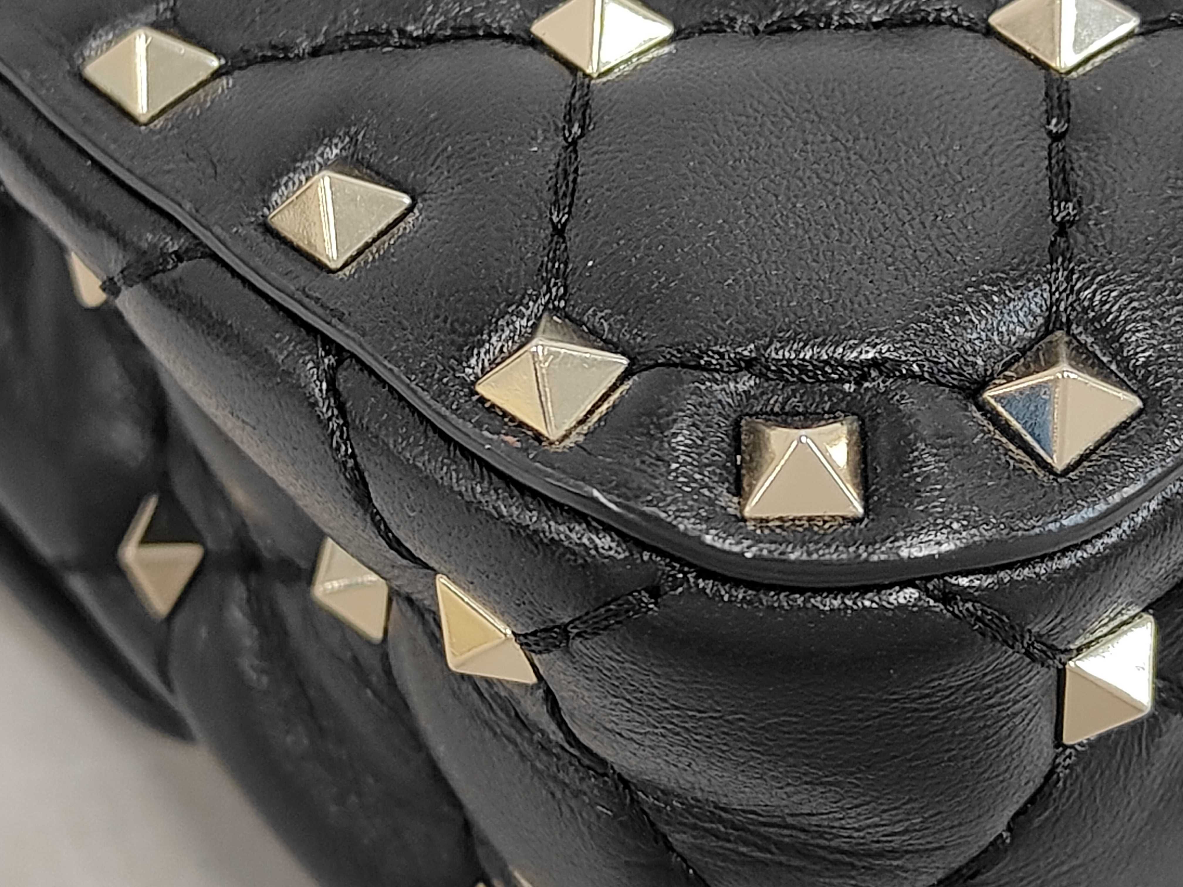 KR- Garavani Rockstud Spike Bag Black + Gold Handbag — view 3