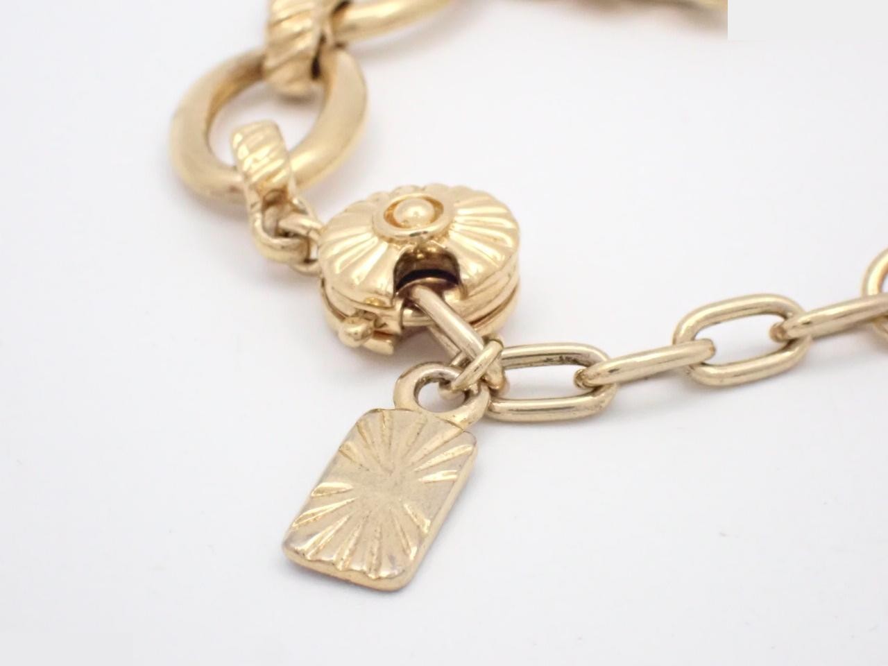 Other lines: Precious metal bracelets and bangles (metal), wrist circumference approximately 19 cm. — view 3