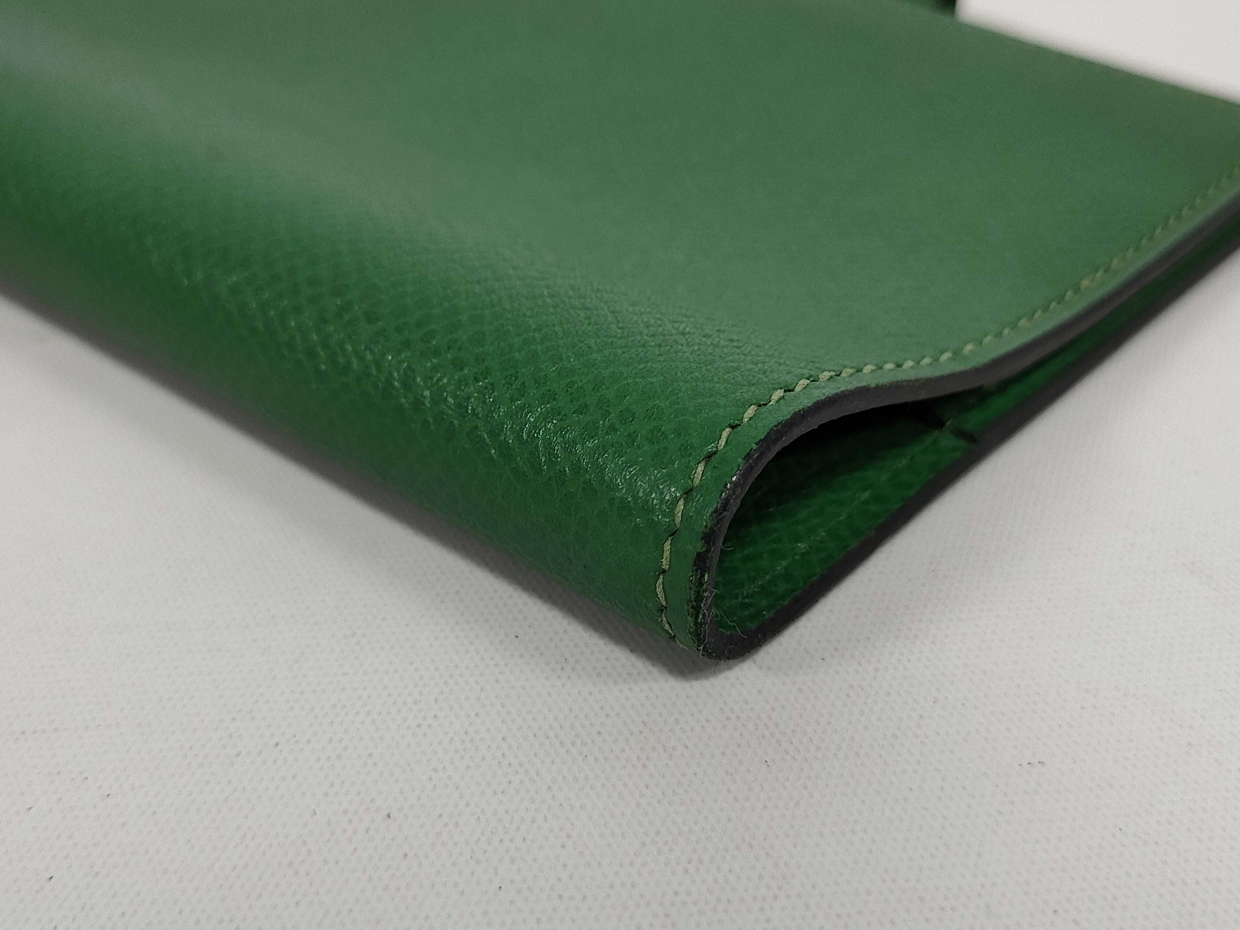 Agenda V stamp (with pen) Notebook cover — view 4