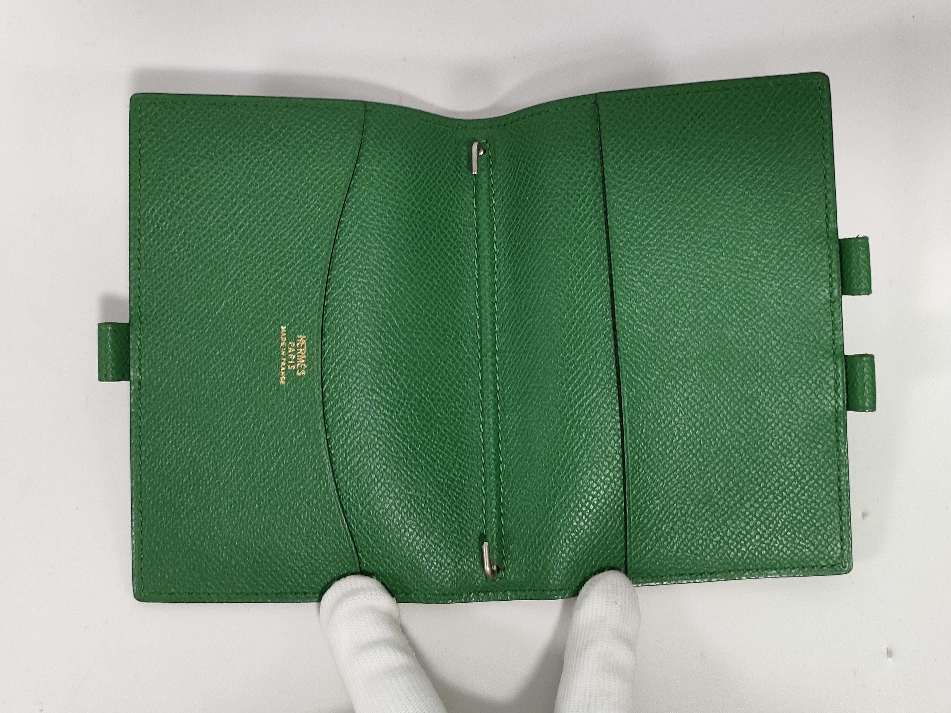 Agenda V stamp (with pen) Notebook cover — view 8