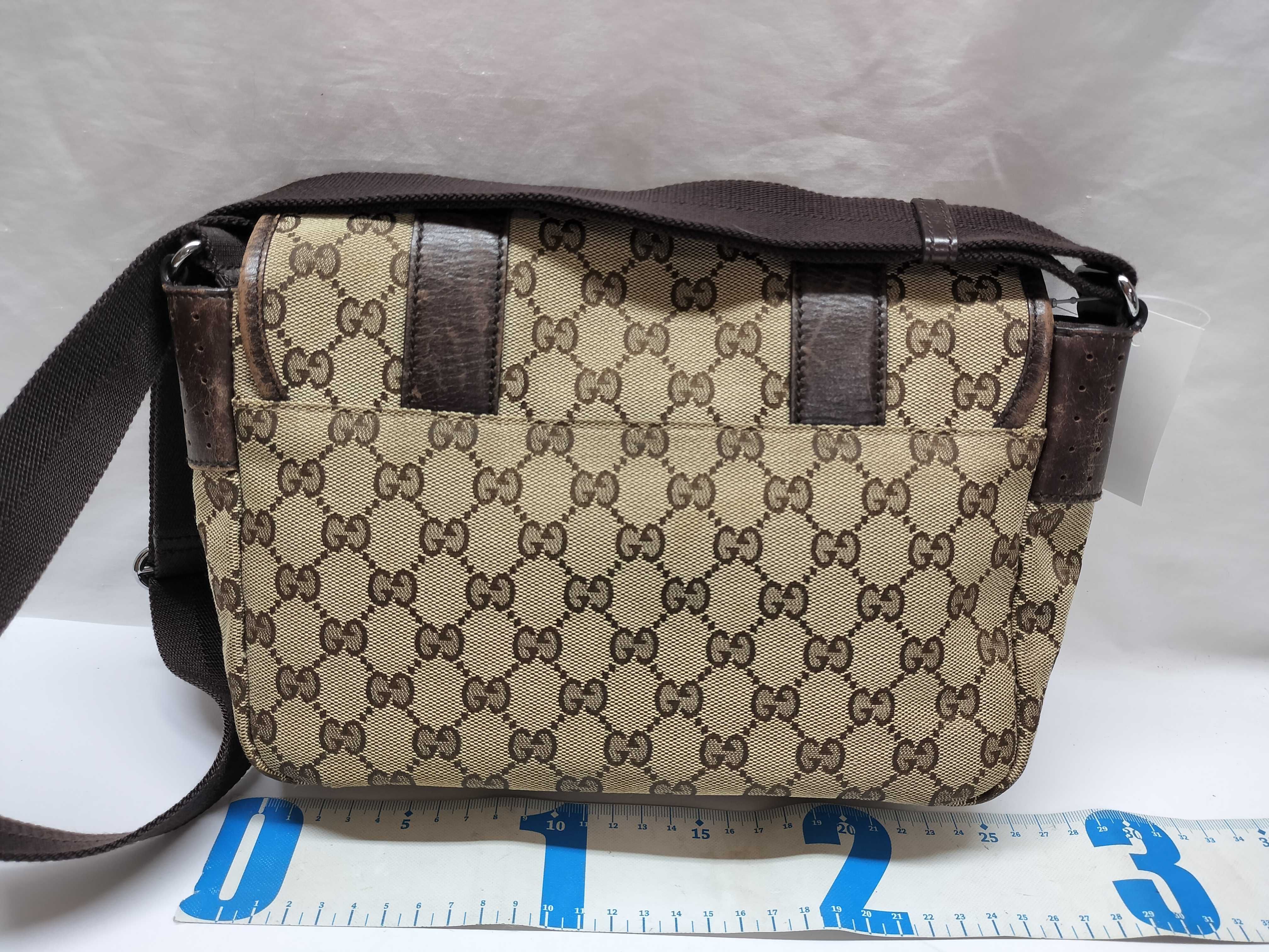 GG Canvas 145858 Shoulder Bag GG Canvas Shoulder Bag — view 2