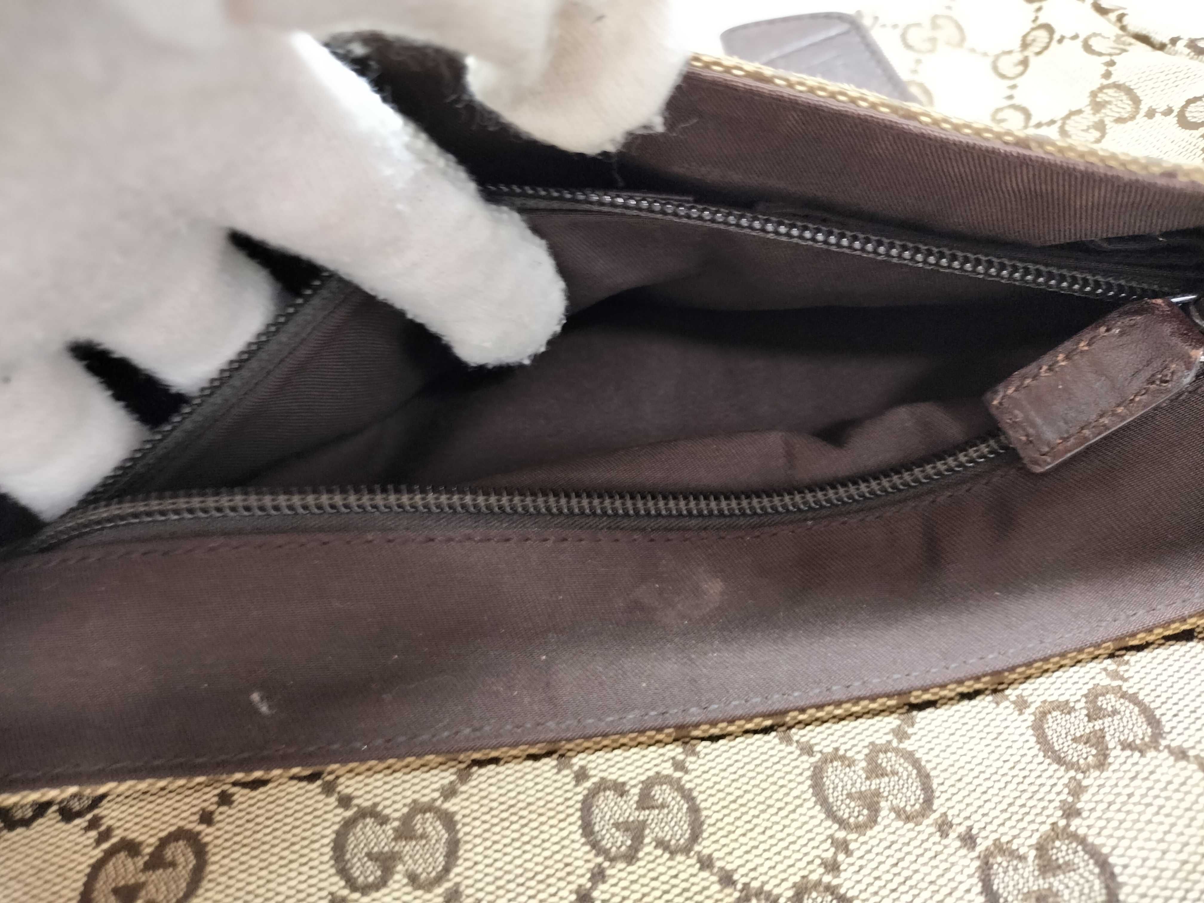 GG Canvas 145858 Shoulder Bag GG Canvas Shoulder Bag — view 12