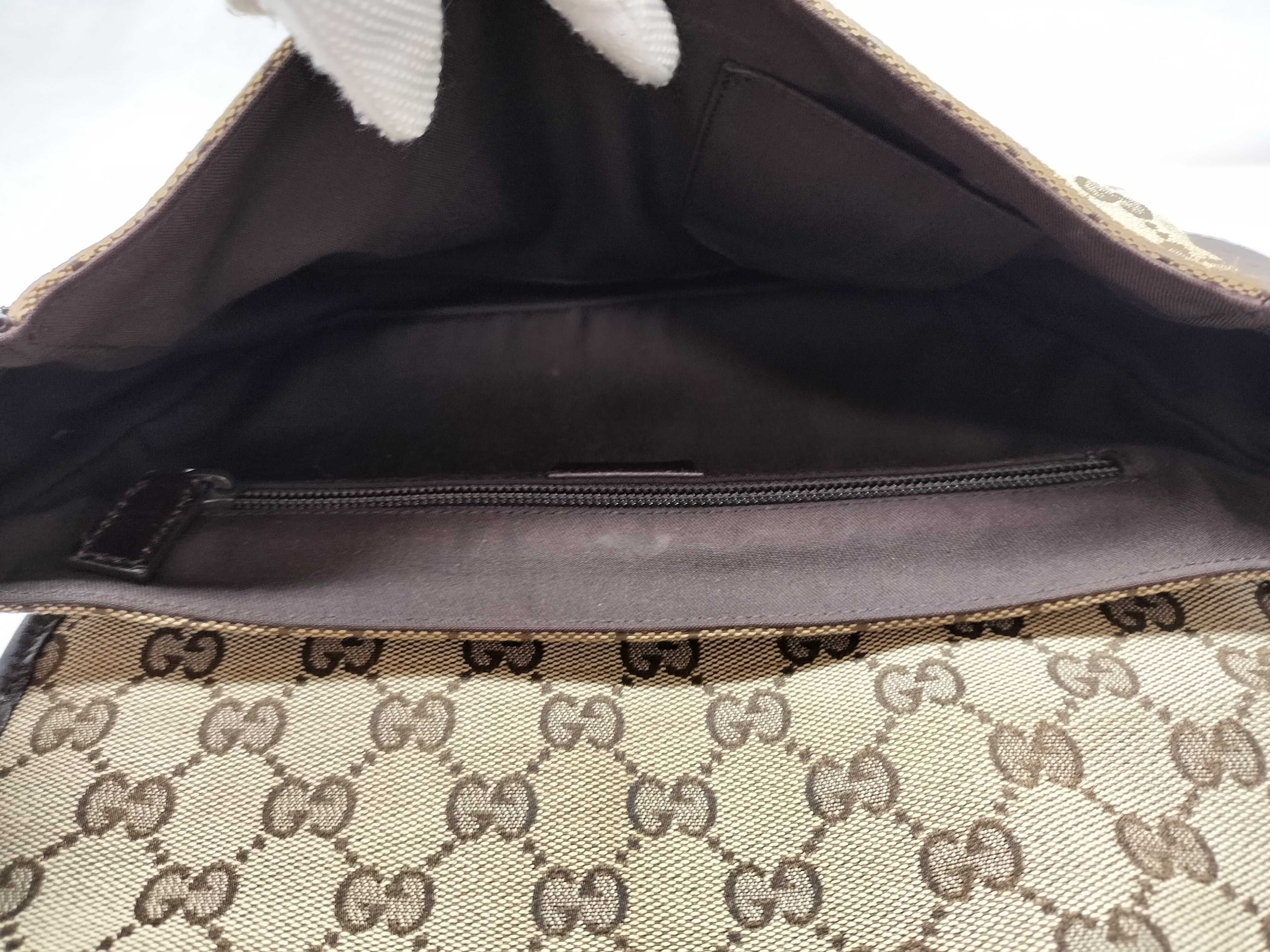 GG Canvas 145858 Shoulder Bag GG Canvas Shoulder Bag — view 10