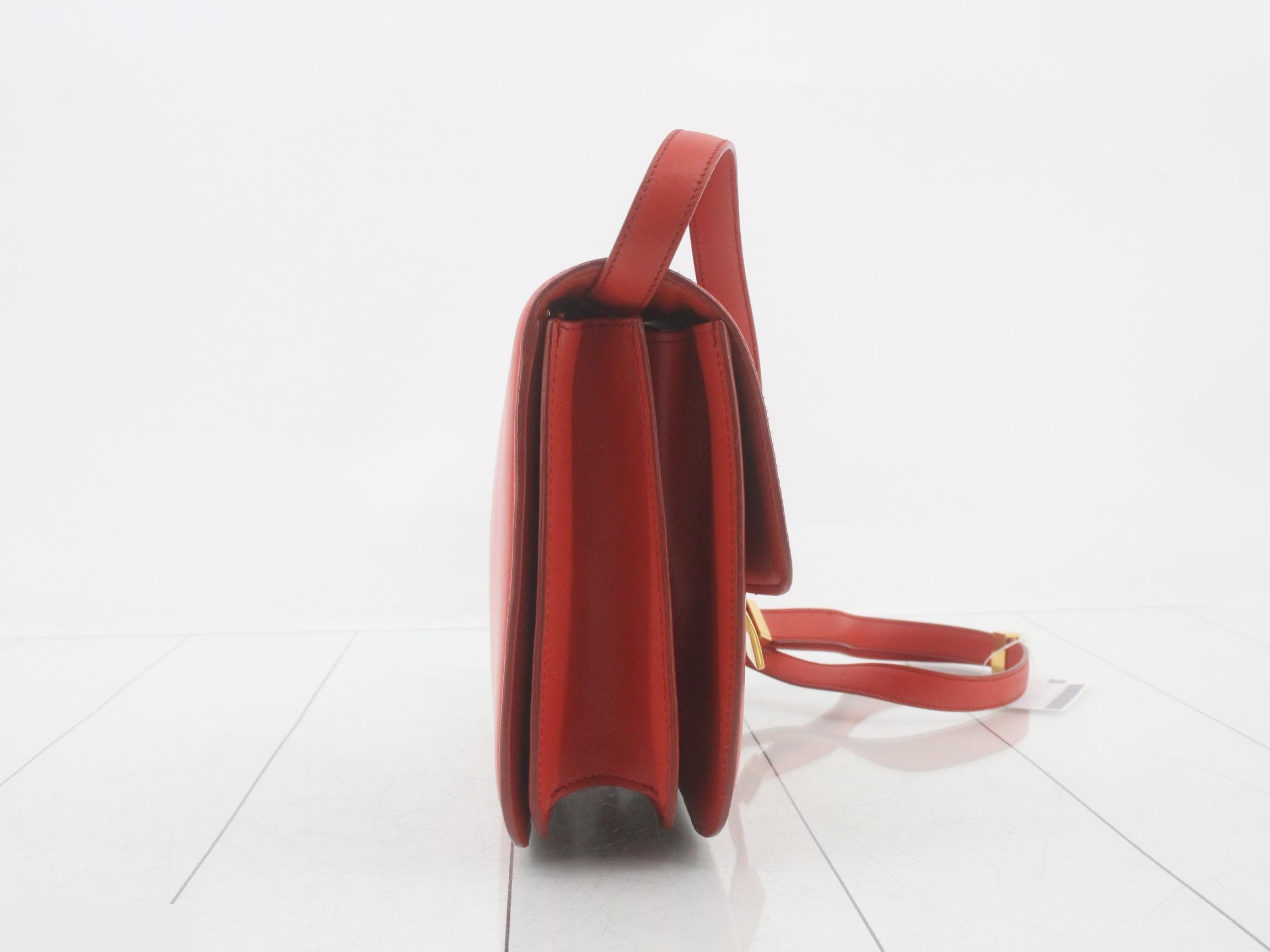 Classic Box Shoulder Bag — view 4
