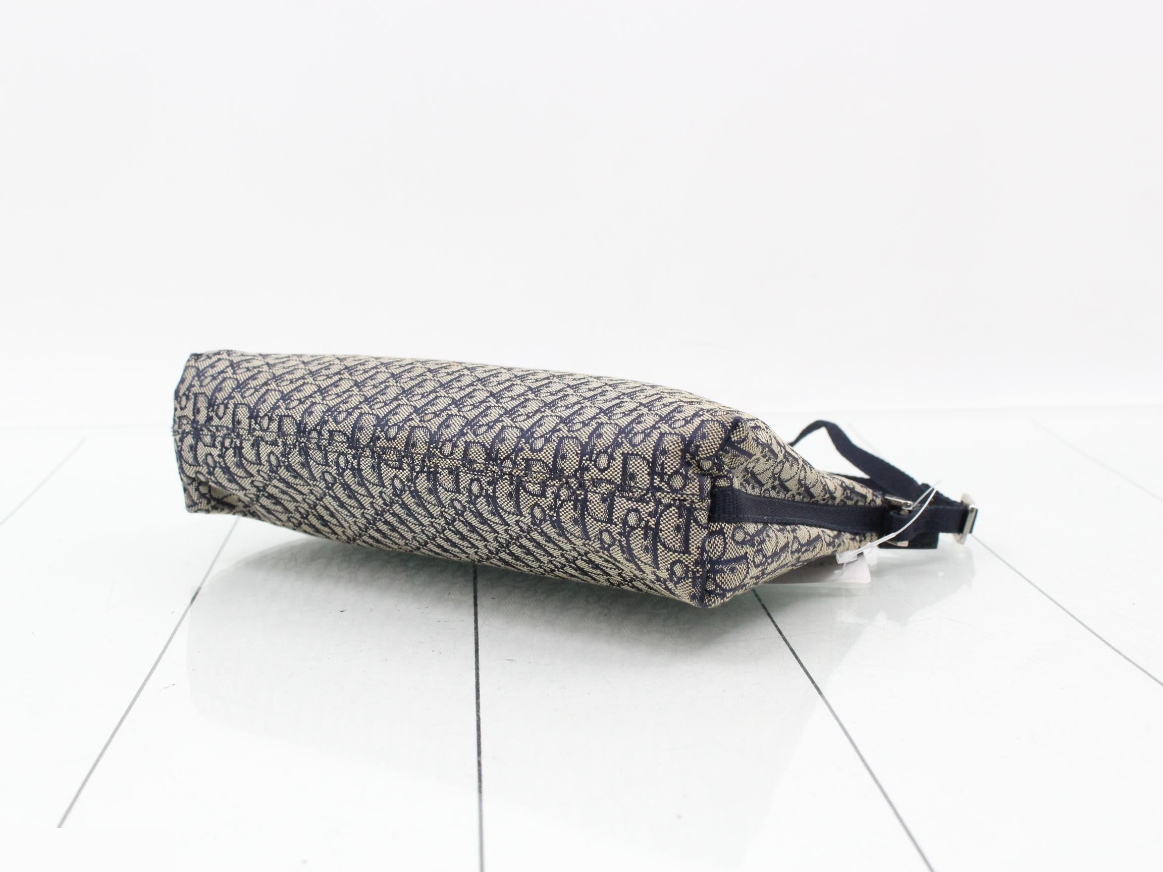 Oblique Accessory Pouch — view 6