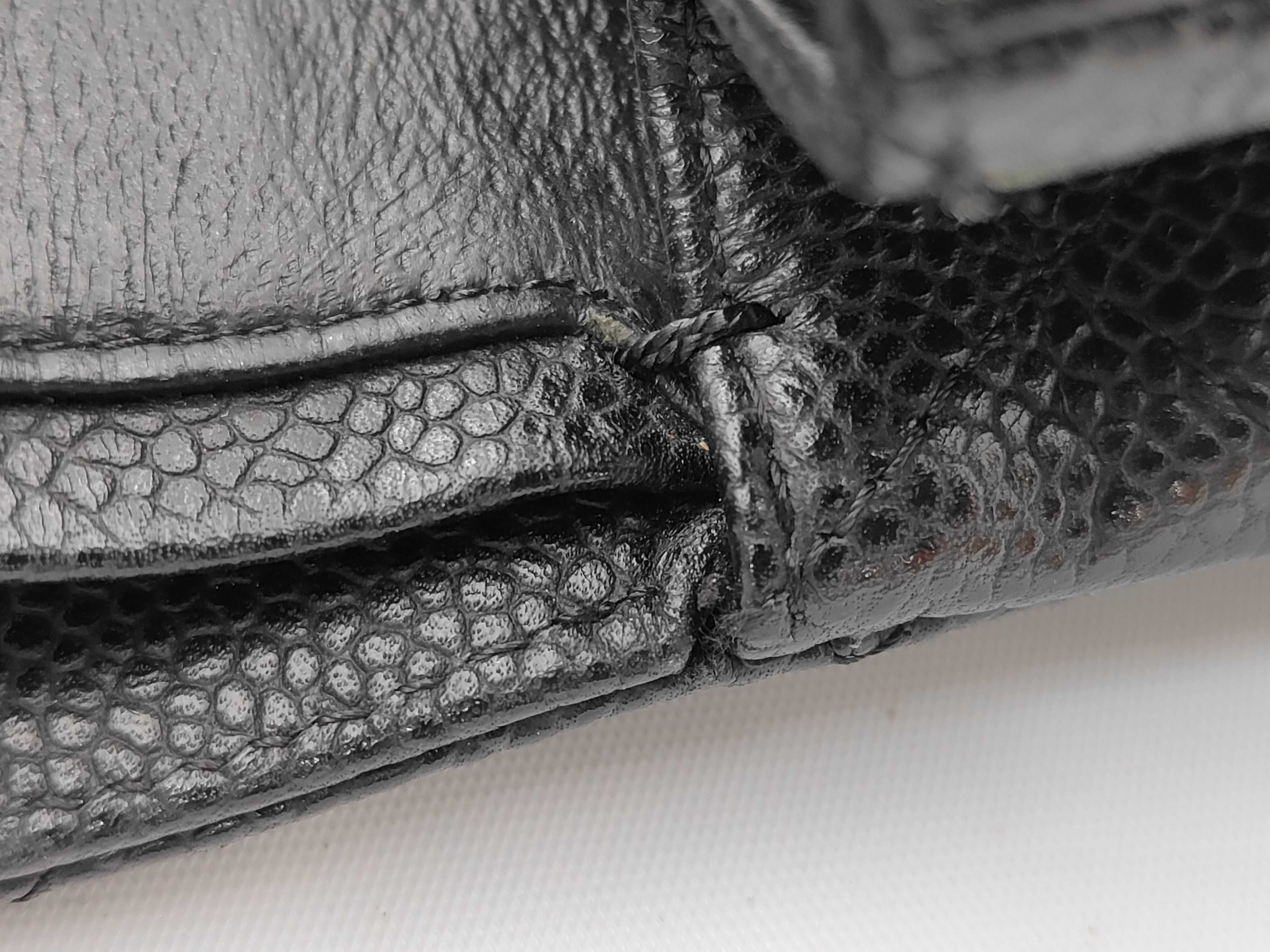 shoulder bag — view 8