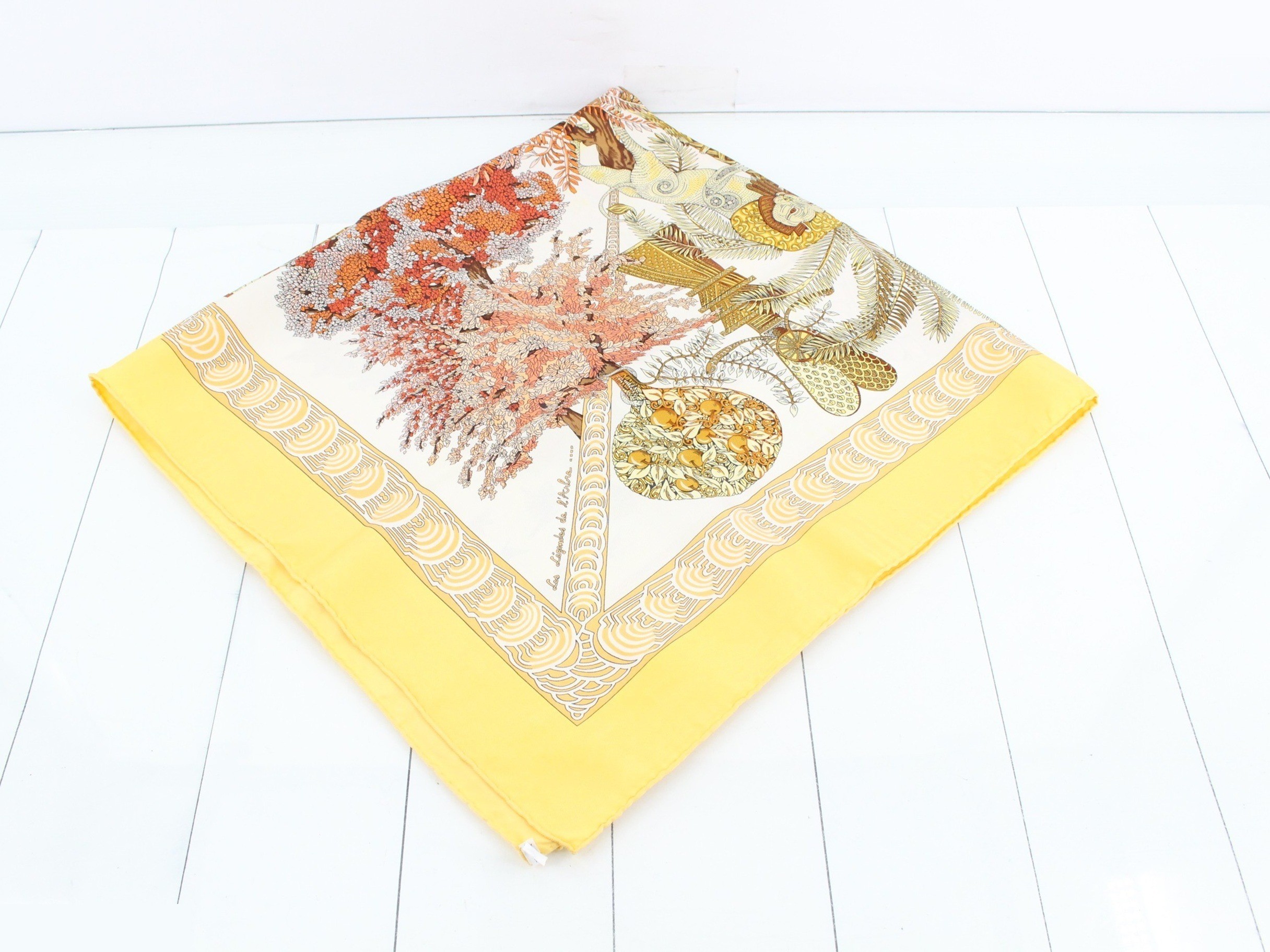 Carre 90 Scarf — view 2