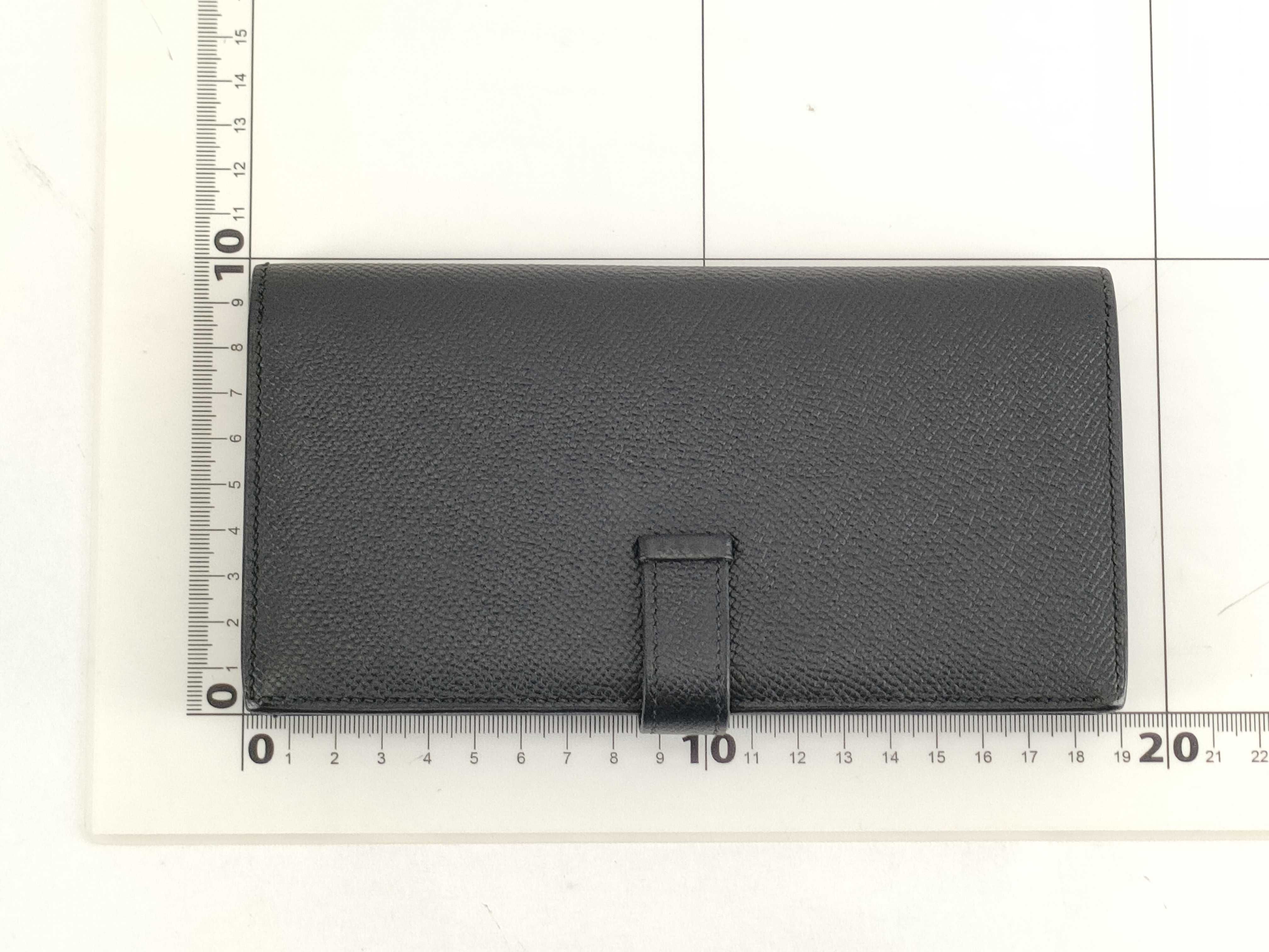 Epsom Bearn Soufflé C stamp Black Silver hardware Accessories: Box Wallet — view 2